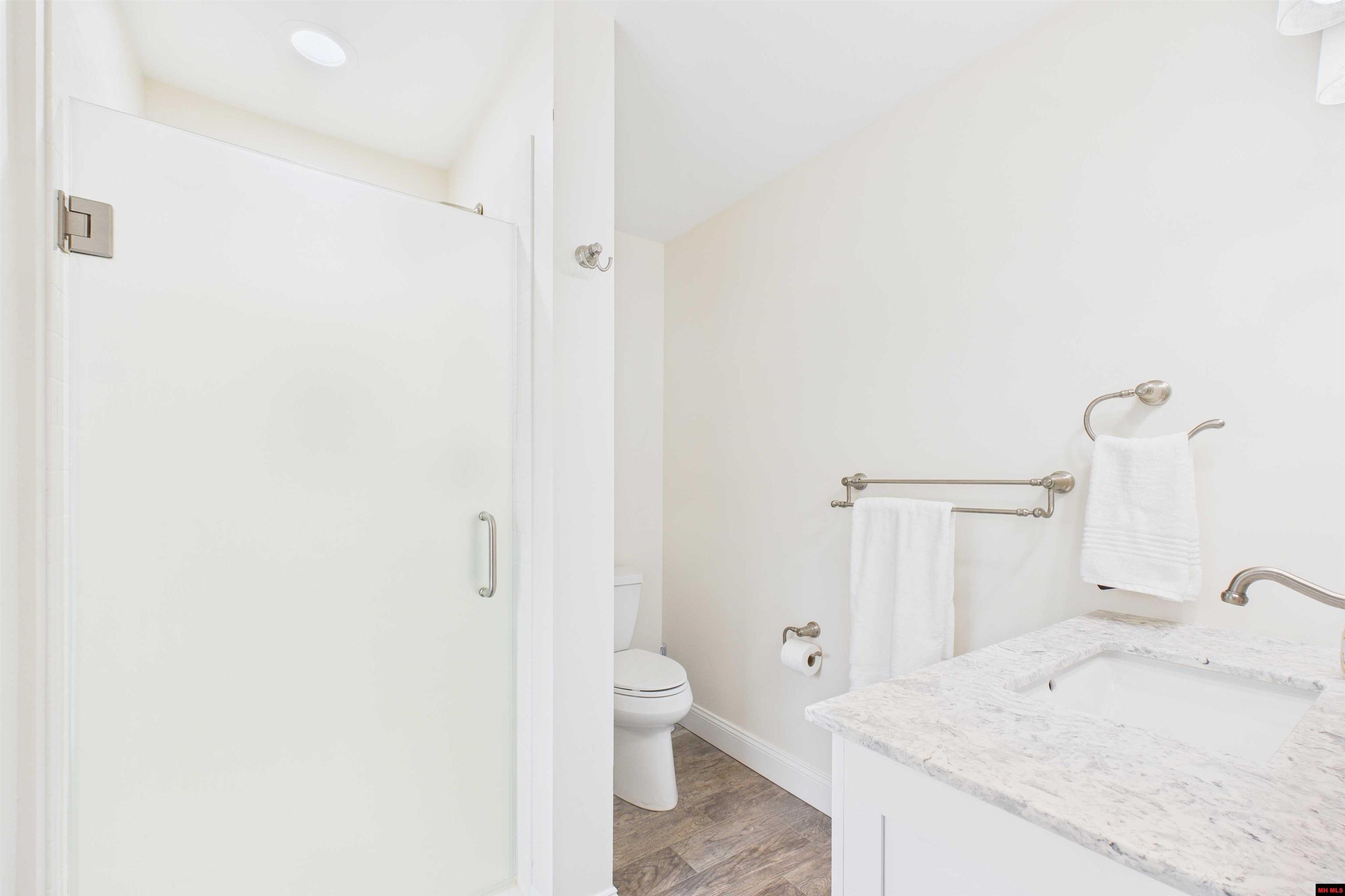 1345 Robinson Point Road