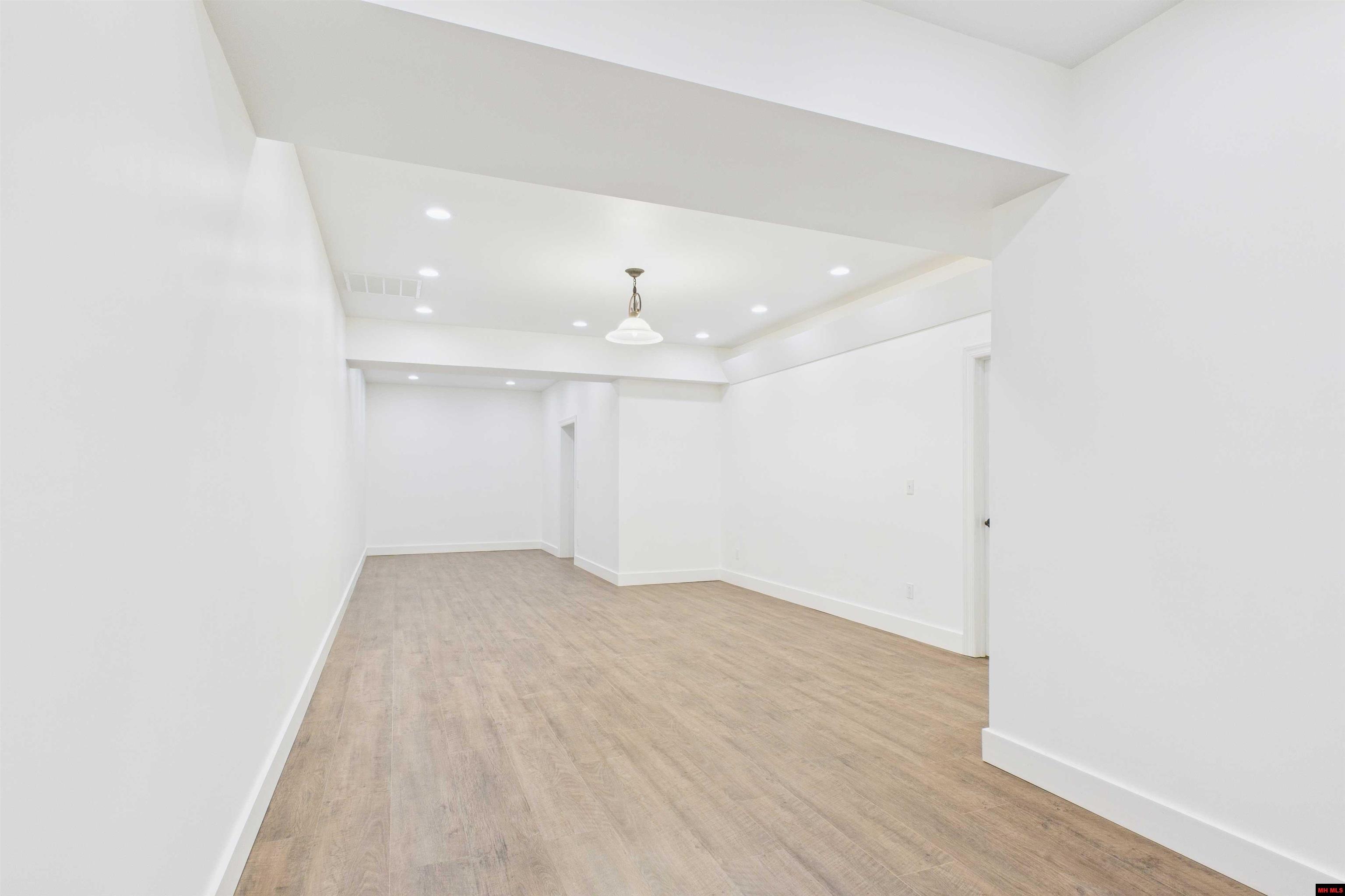 1345 Robinson Point Road