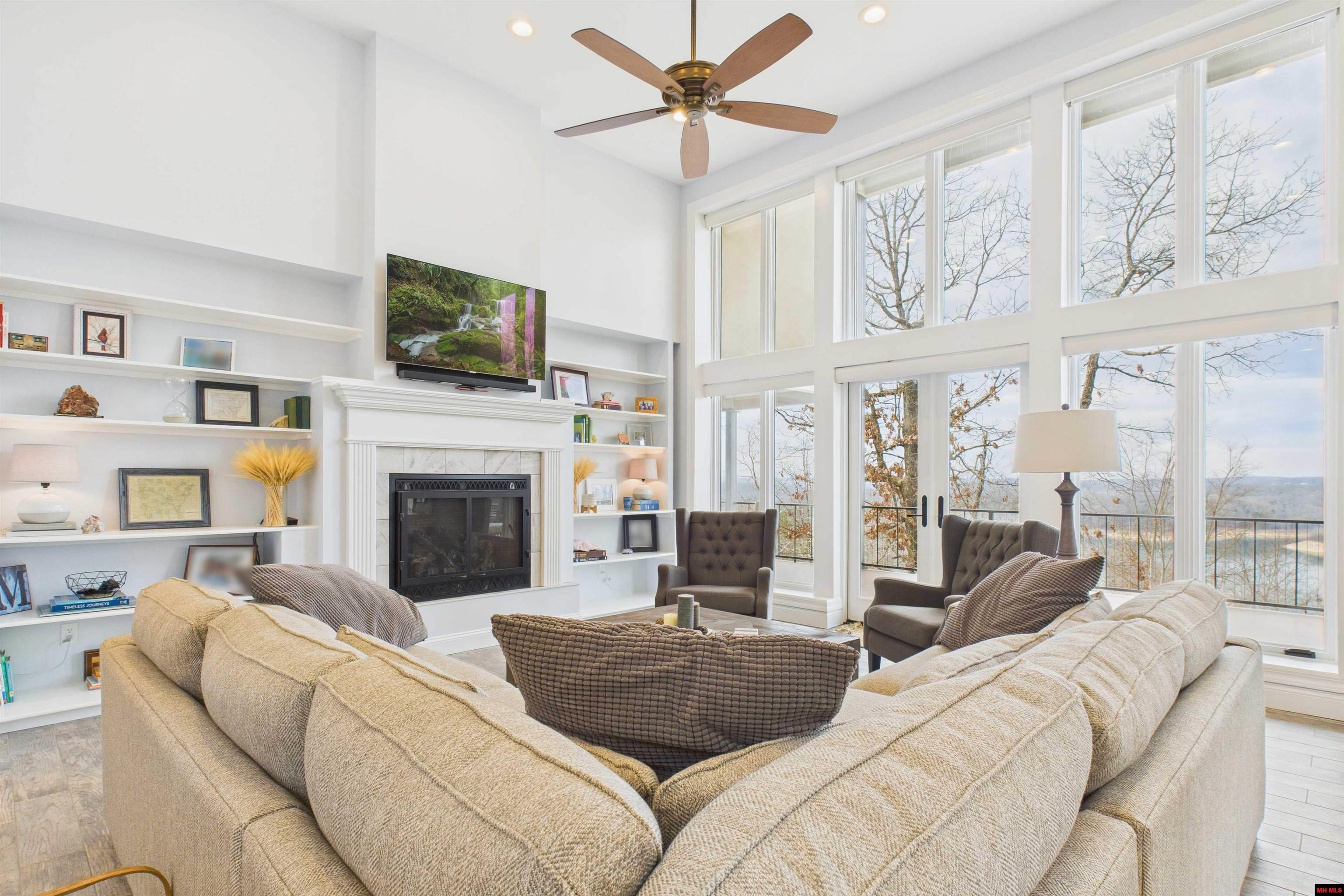 1345 Robinson Point Road