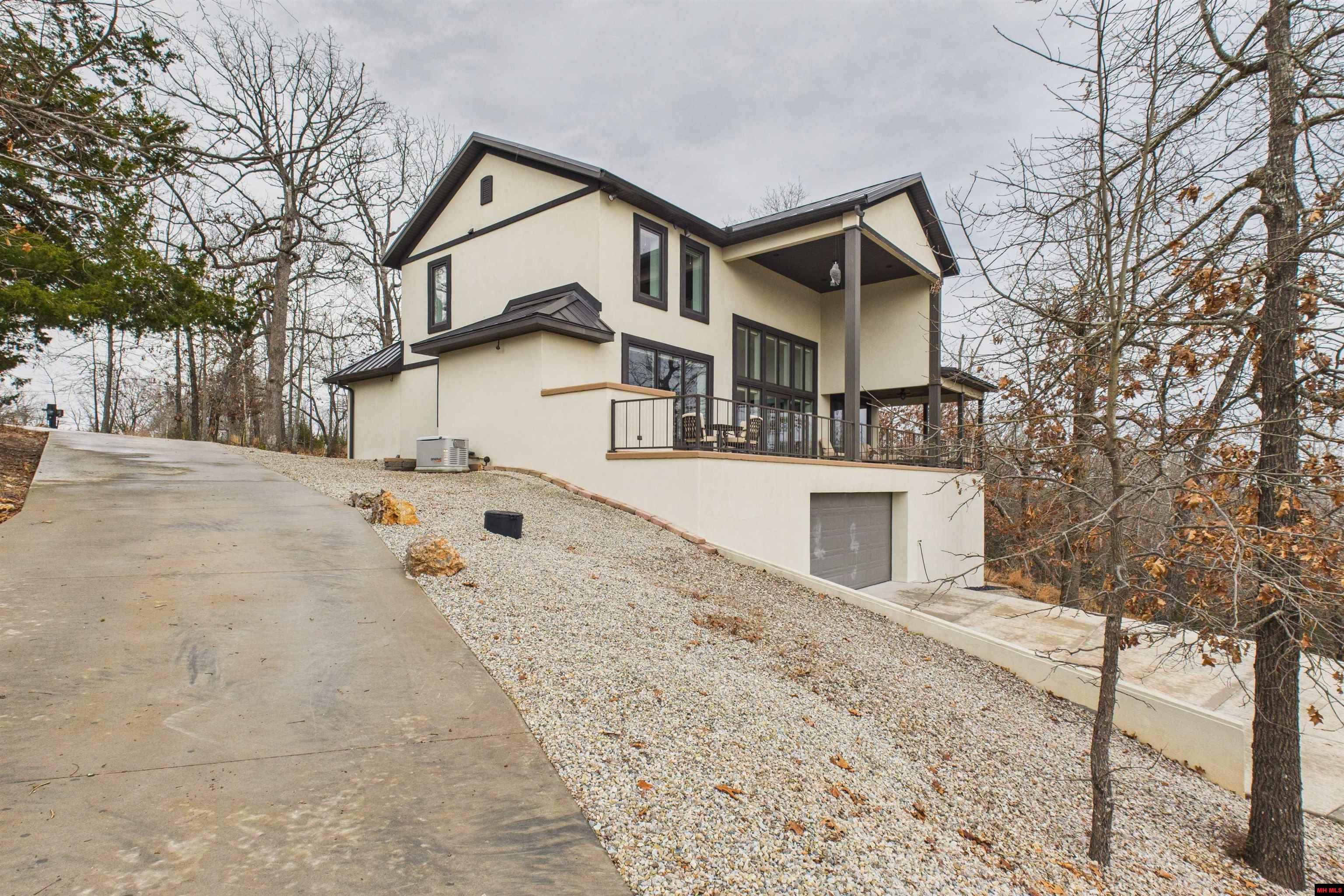 1345 Robinson Point Road