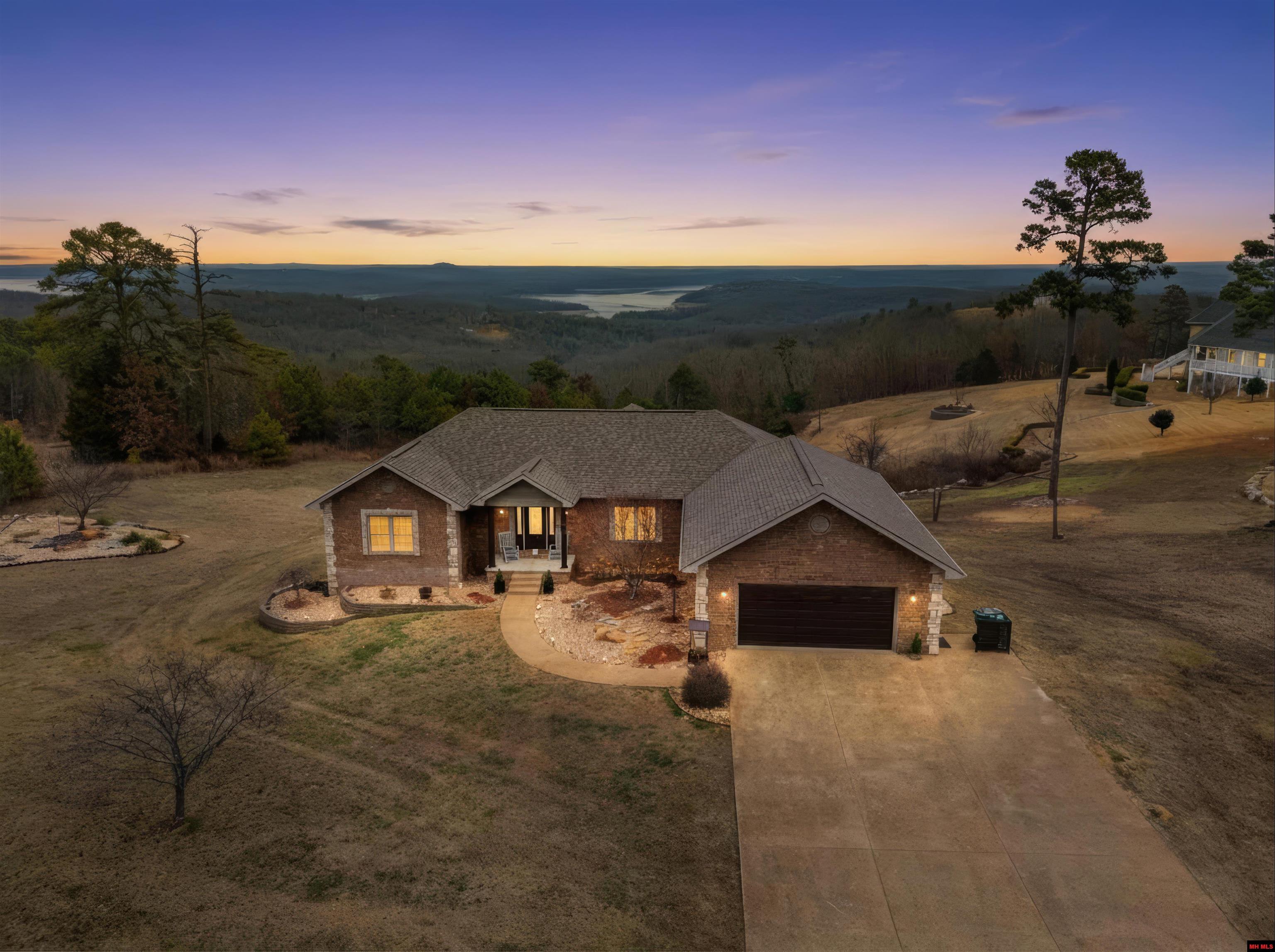 206 SWISS ALPS LANE Mountain Home, AR 72653