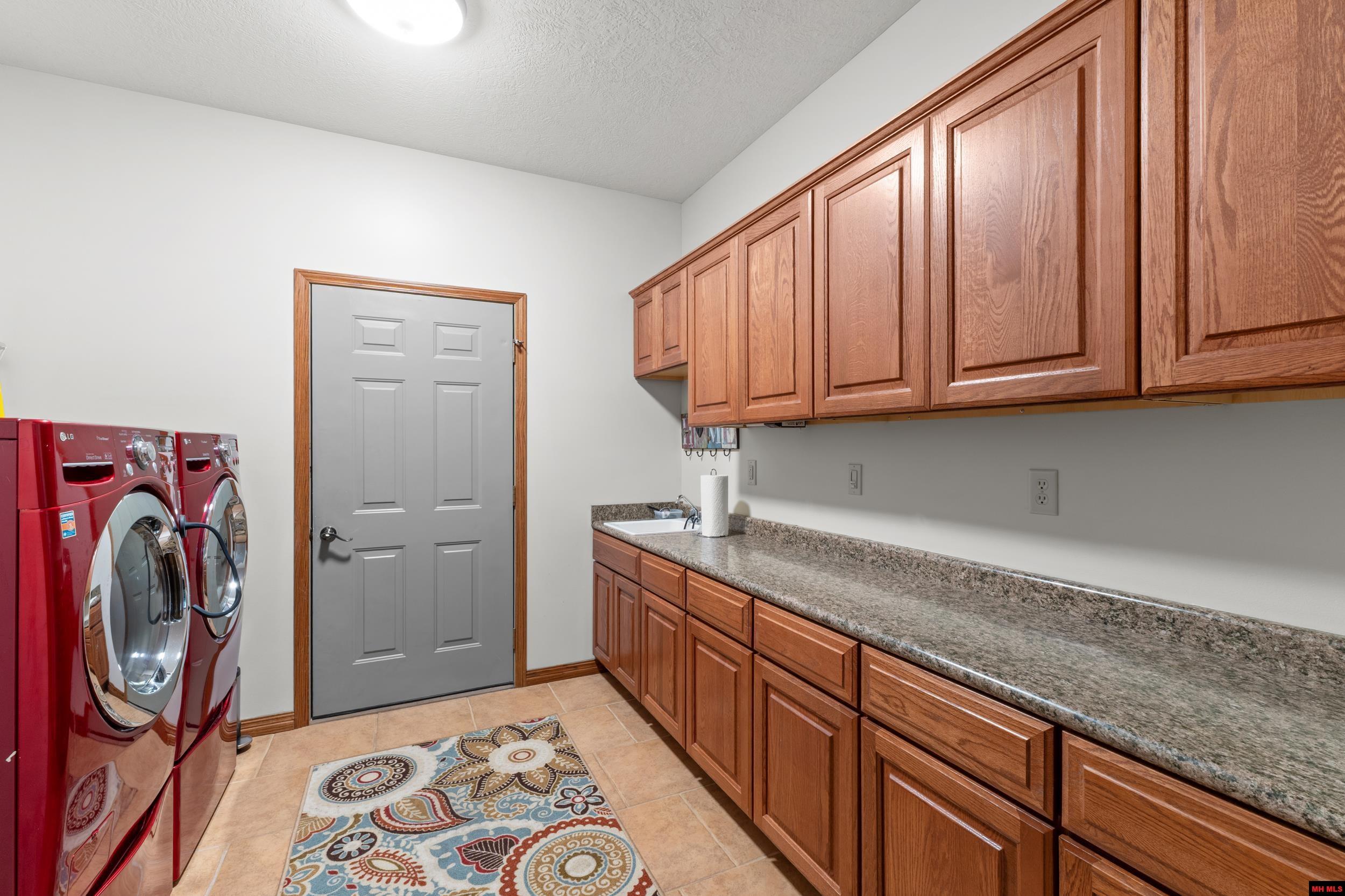206 SWISS ALPS LANE Mountain Home, AR 72653