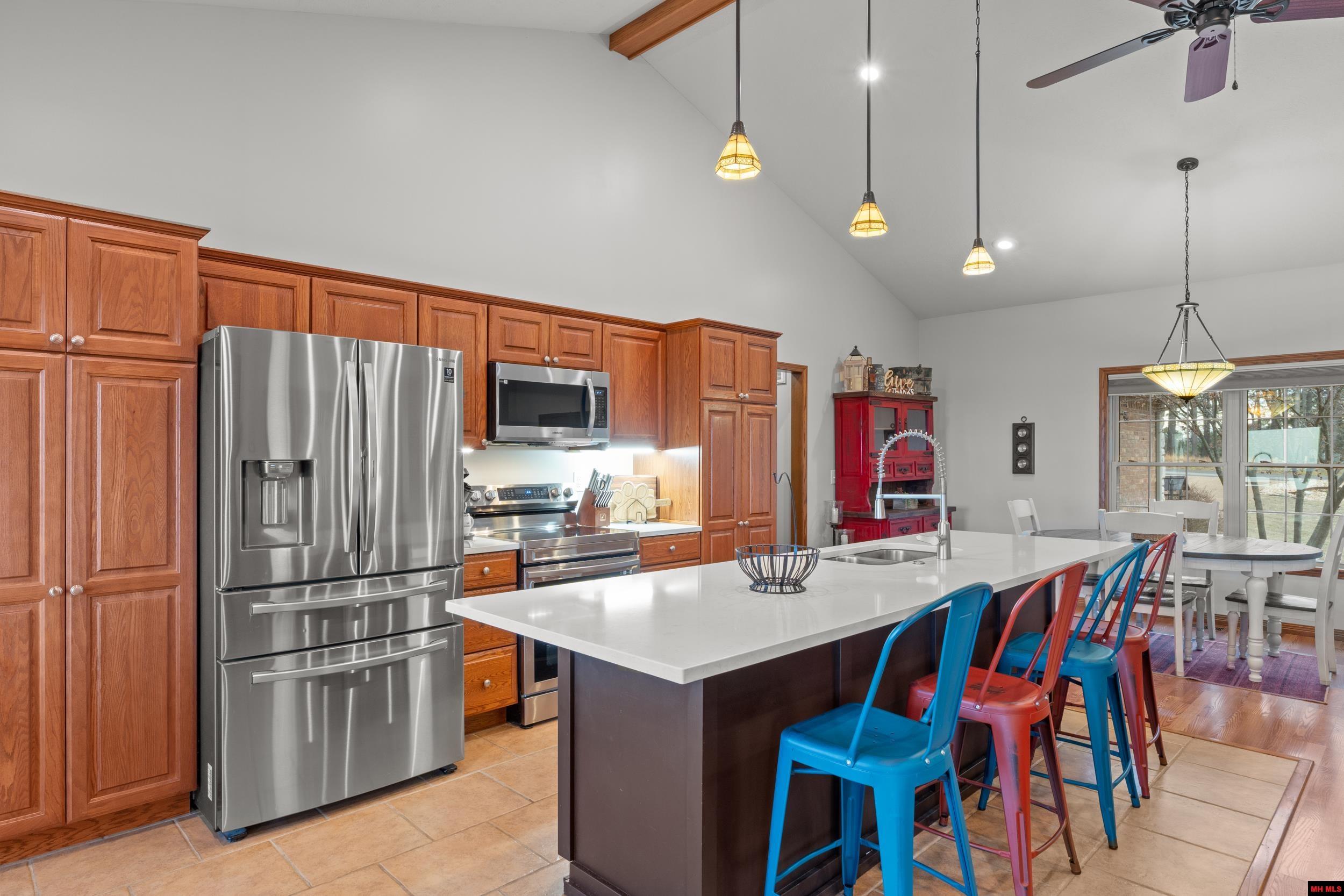 206 SWISS ALPS LANE Mountain Home, AR 72653