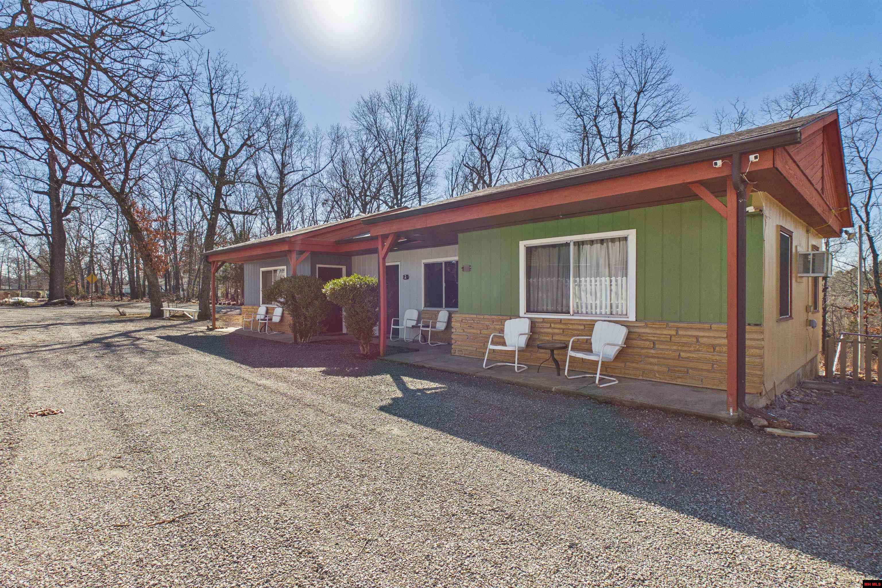 205 PINEHURST POINT Bull Shoals, AR