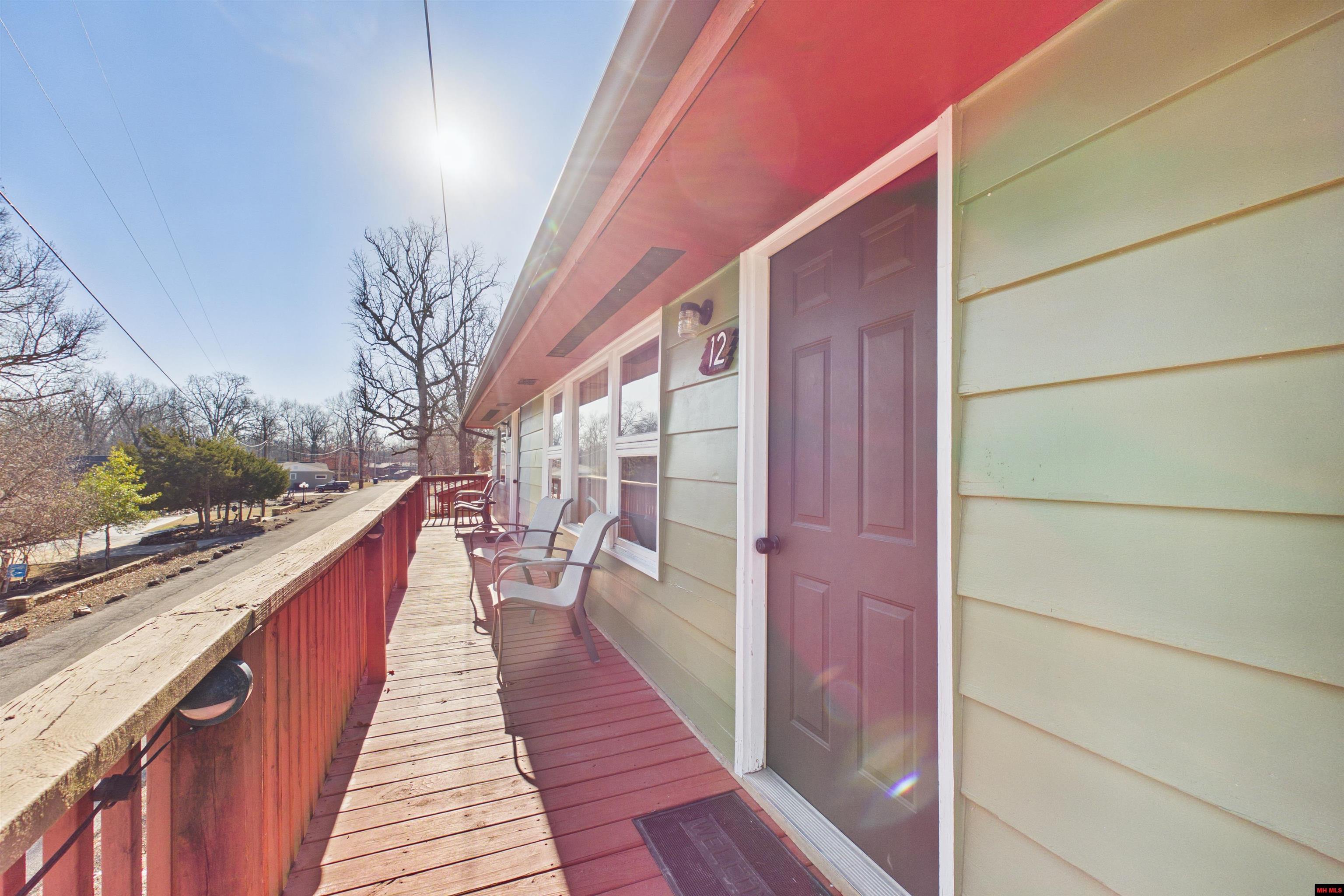 205 PINEHURST POINT Bull Shoals, AR