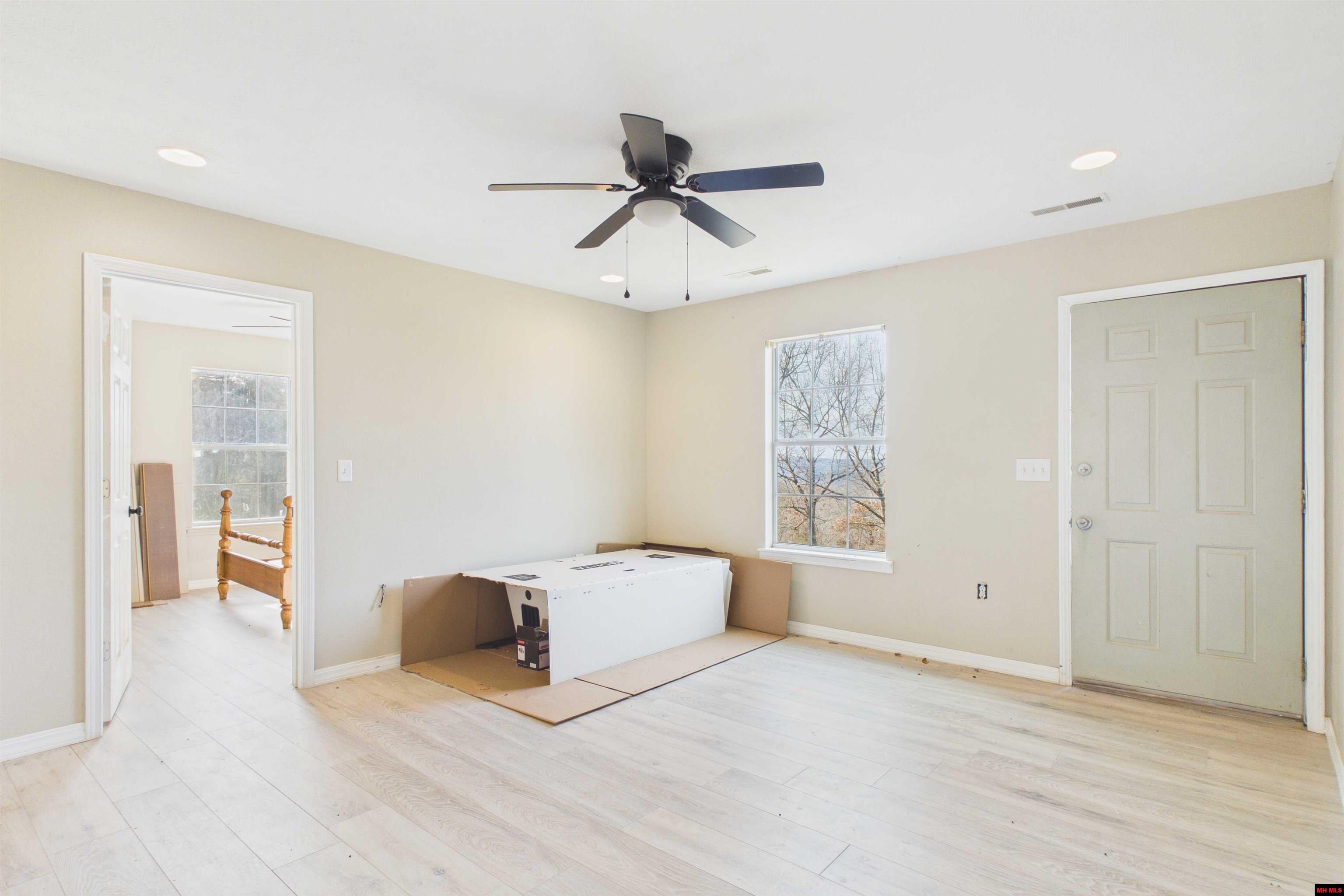 29 WINDING LANE Yellville, AR