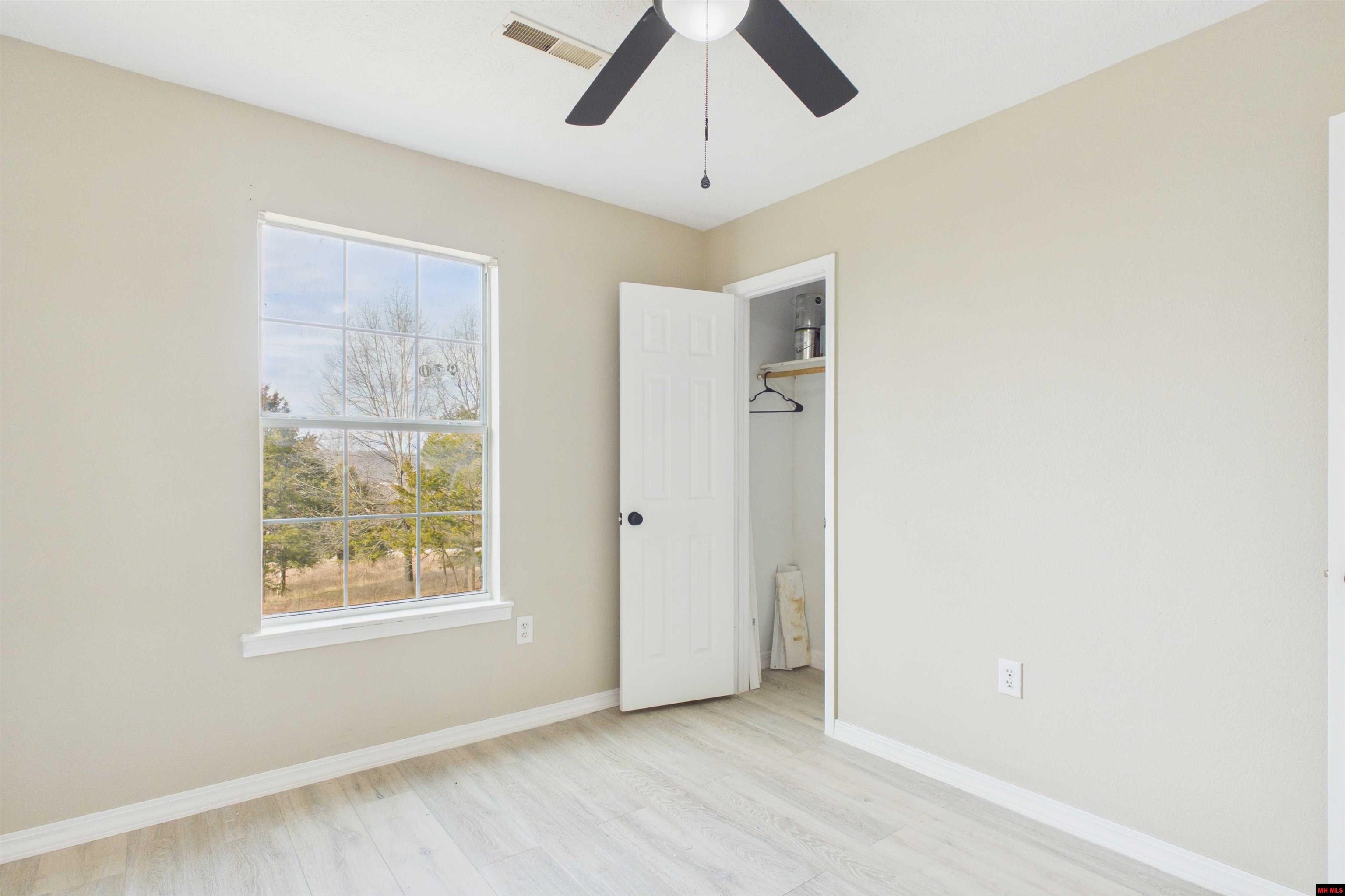 29 WINDING LANE Yellville, AR