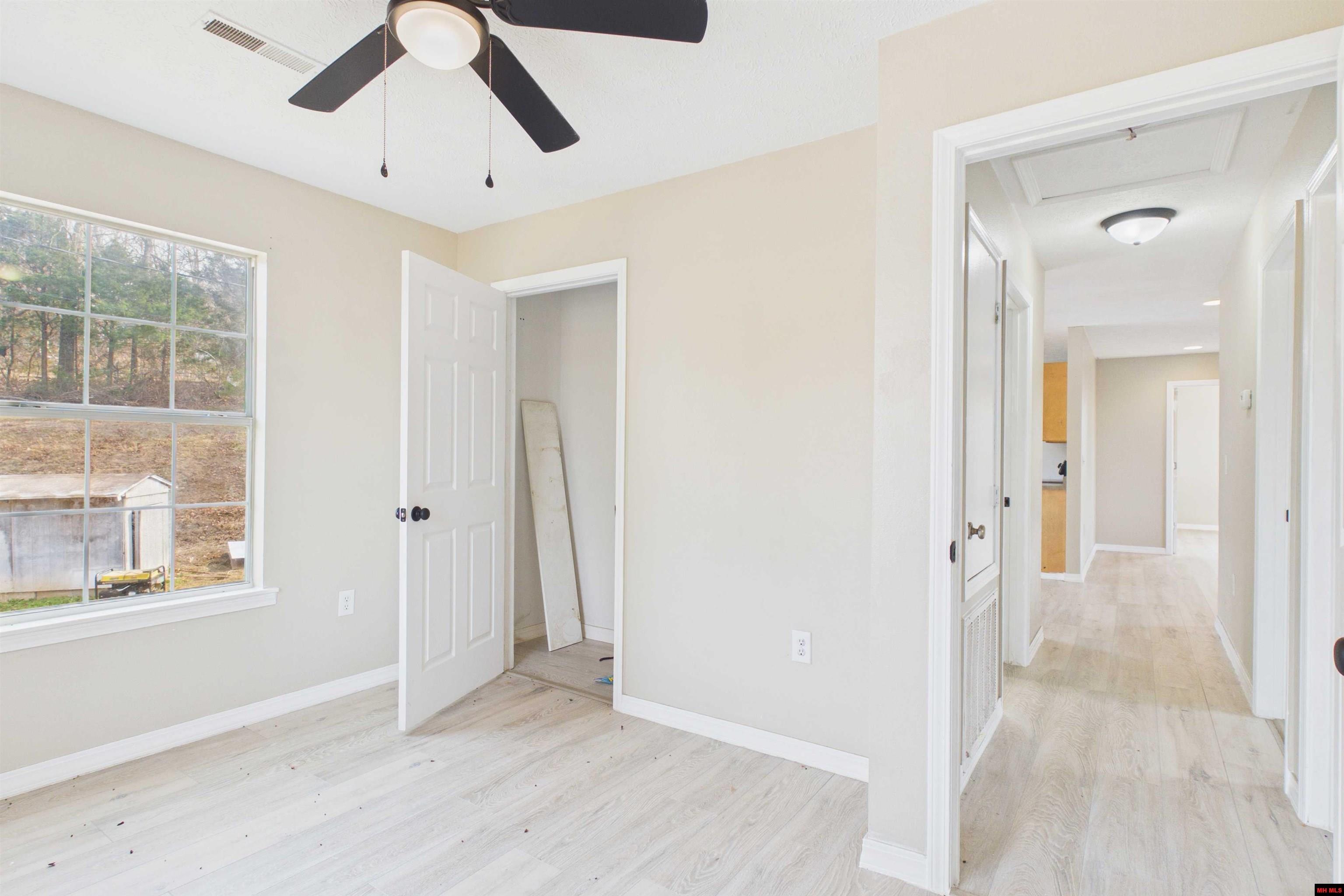 29 WINDING LANE Yellville, AR