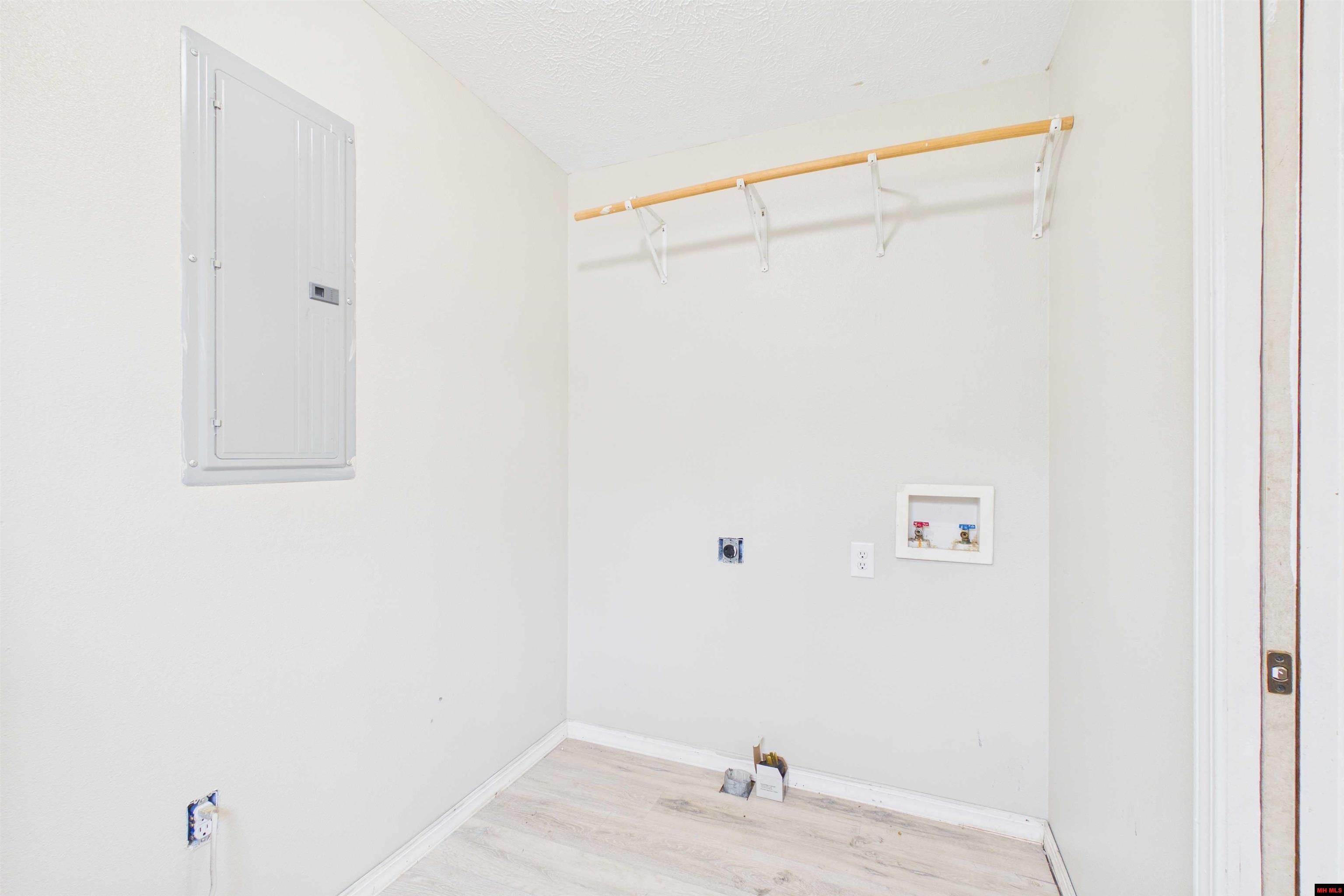 29 WINDING LANE Yellville, AR