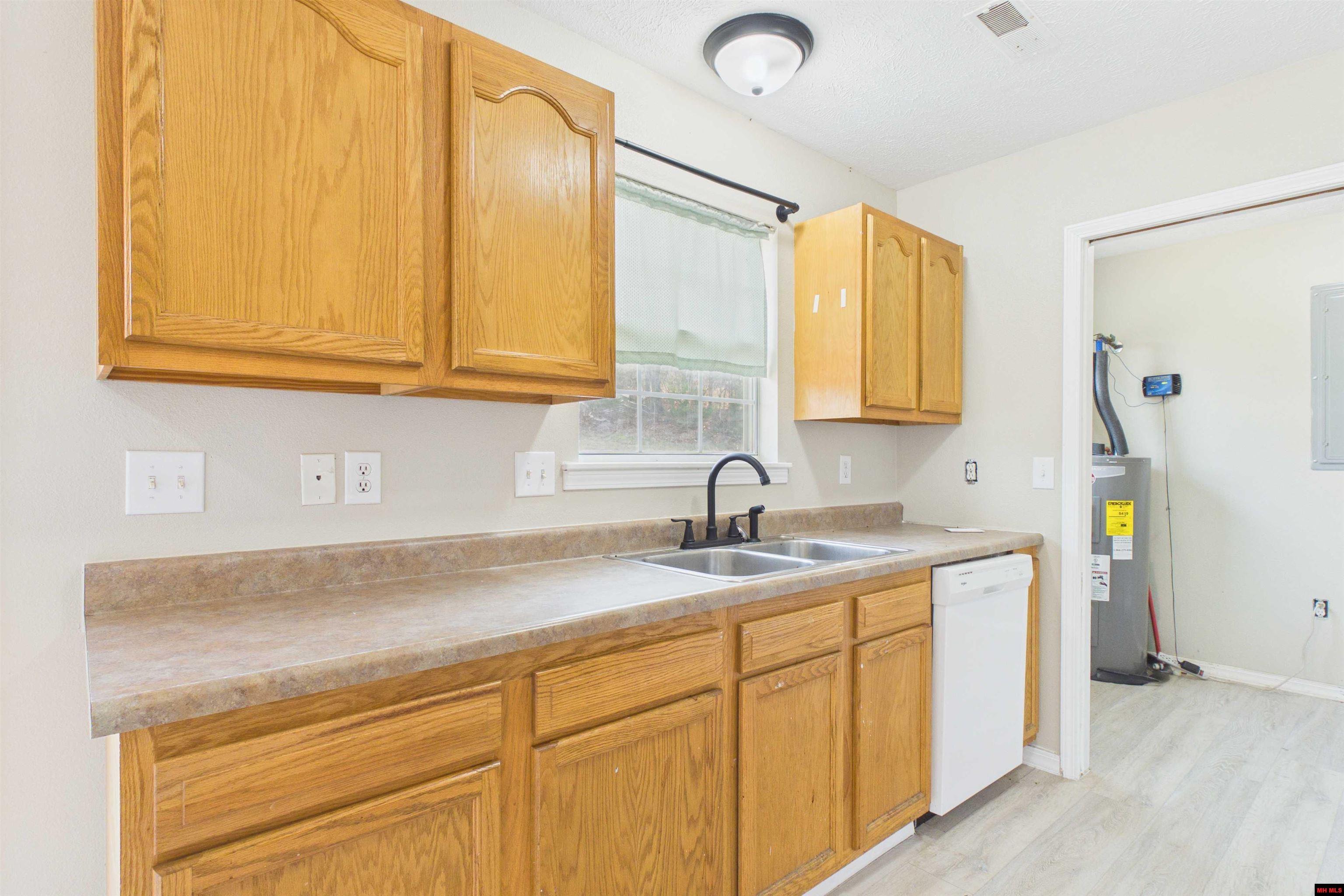 29 WINDING LANE Yellville, AR