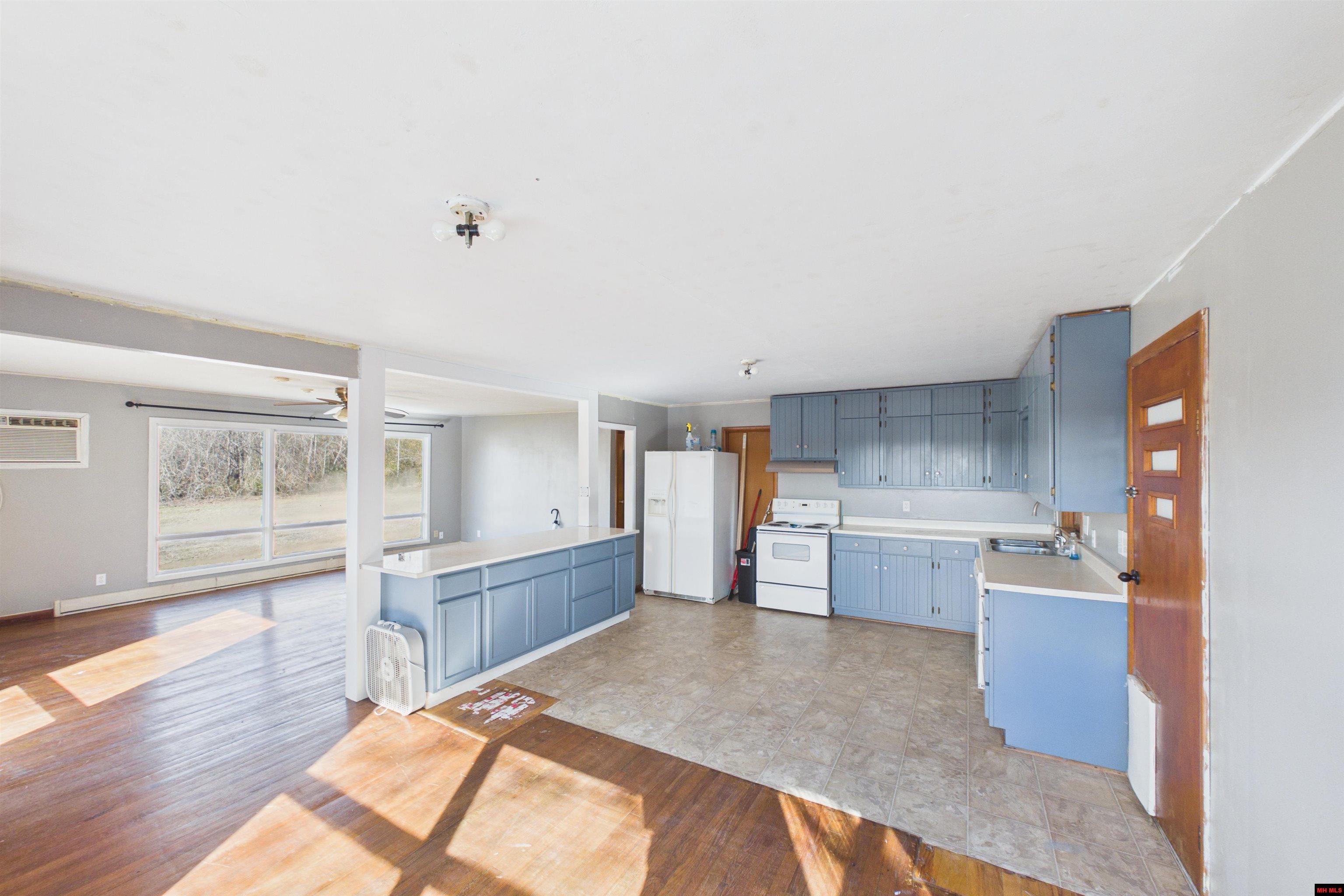 4604 & 4588 HWY 62 EAST Mountain Home, AR