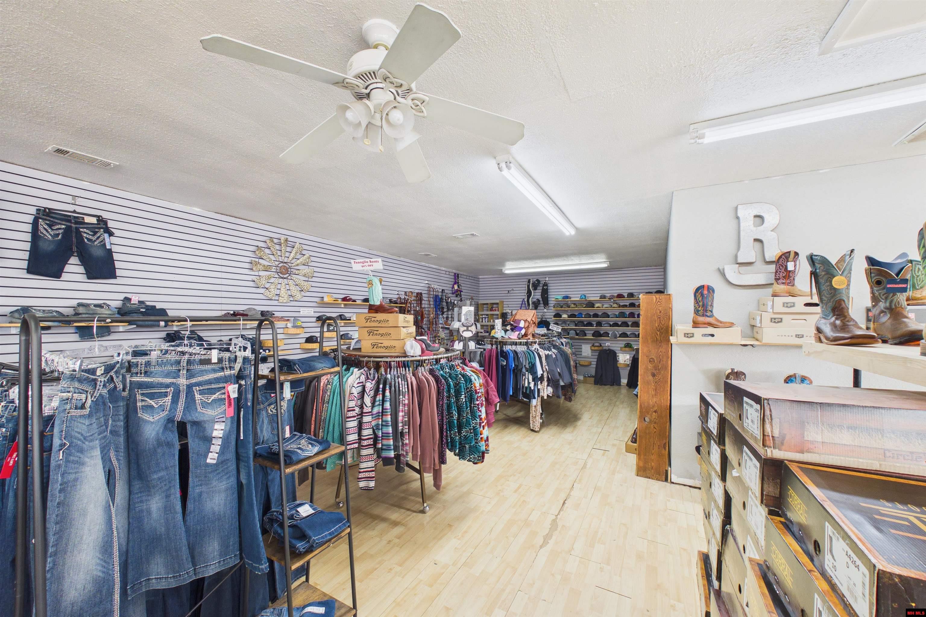 4604 & 4588 HWY 62 EAST Mountain Home, AR