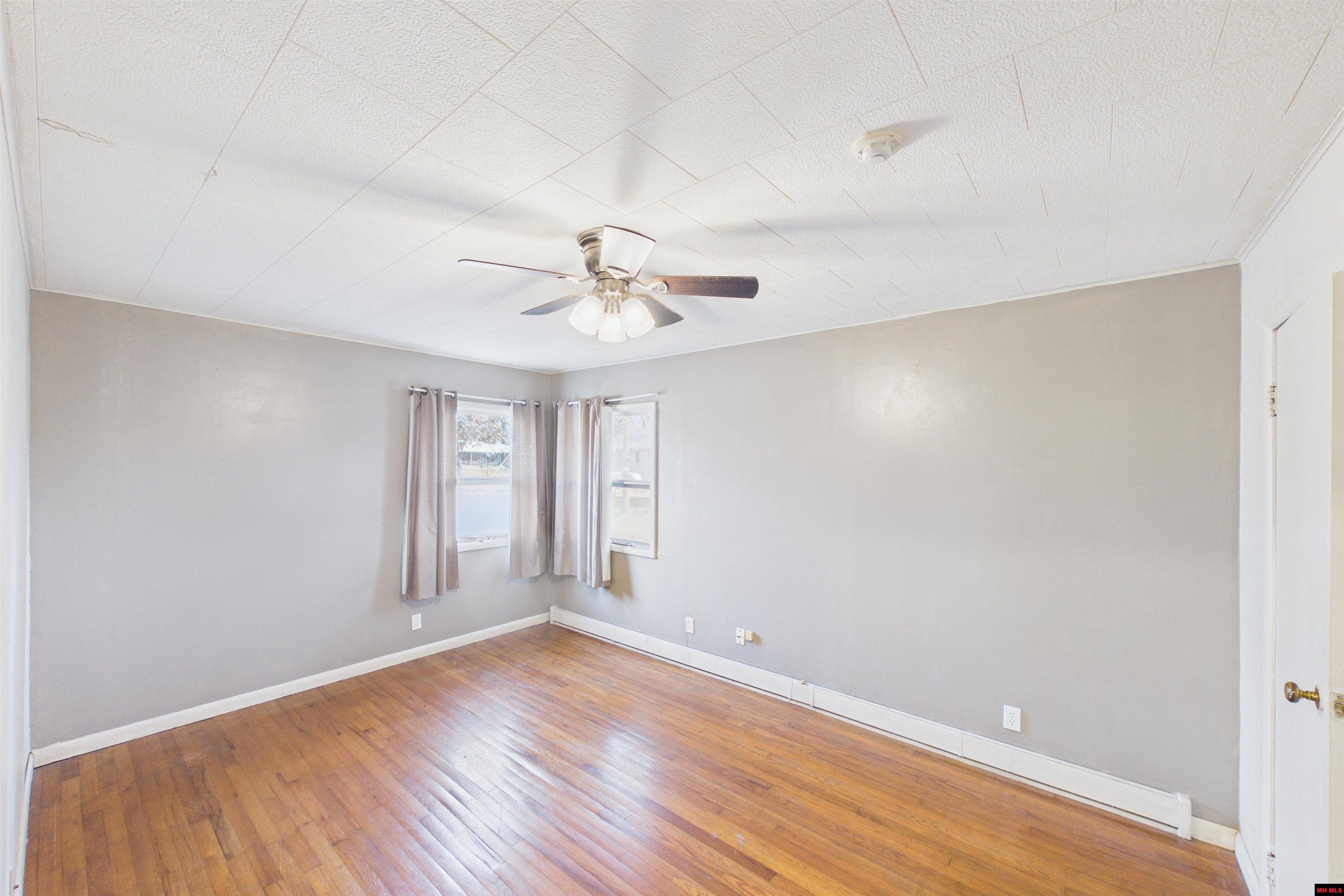 4604 & 4588 HWY 62 EAST Mountain Home, AR