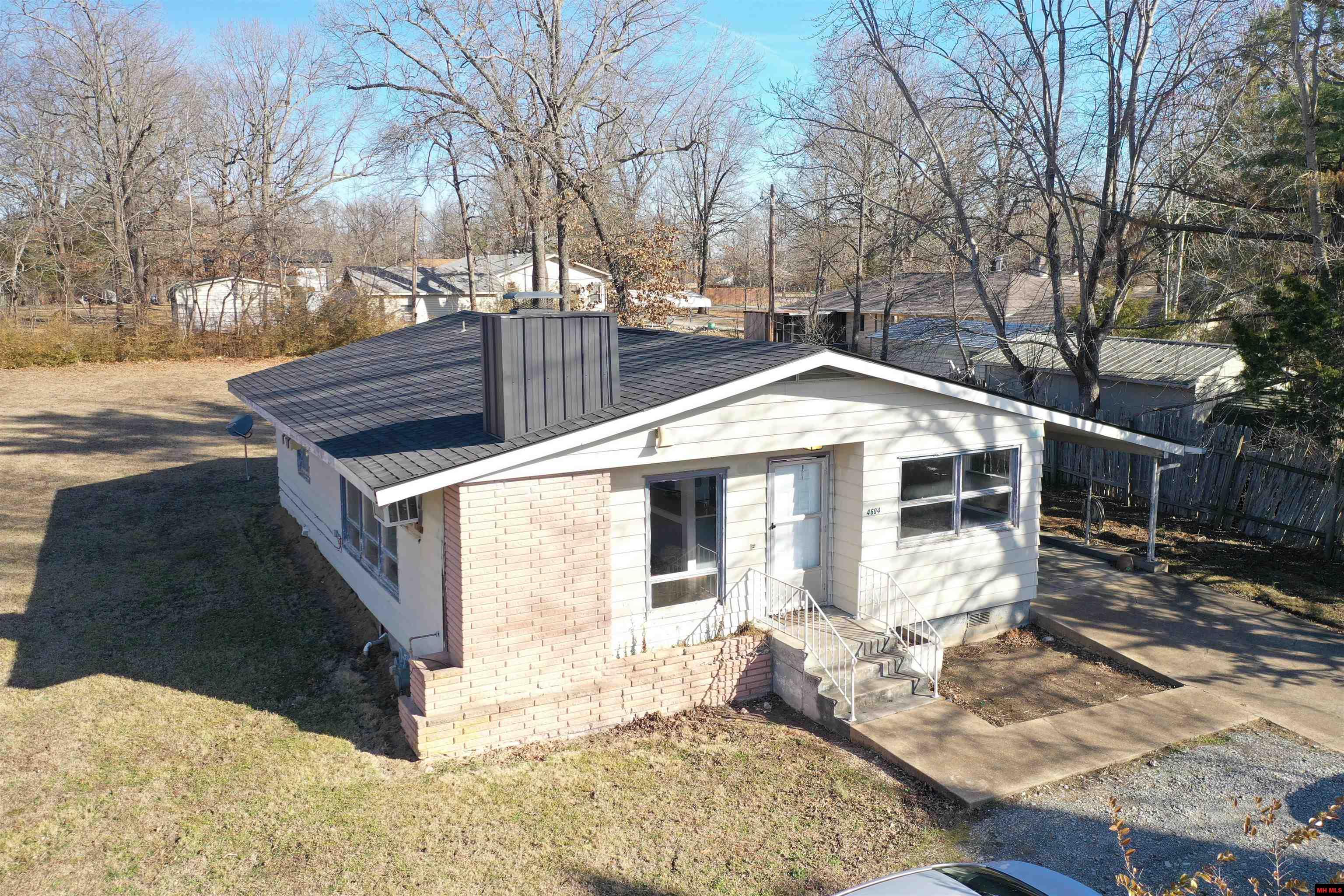 4604 & 4588 HWY 62 EAST Mountain Home, AR