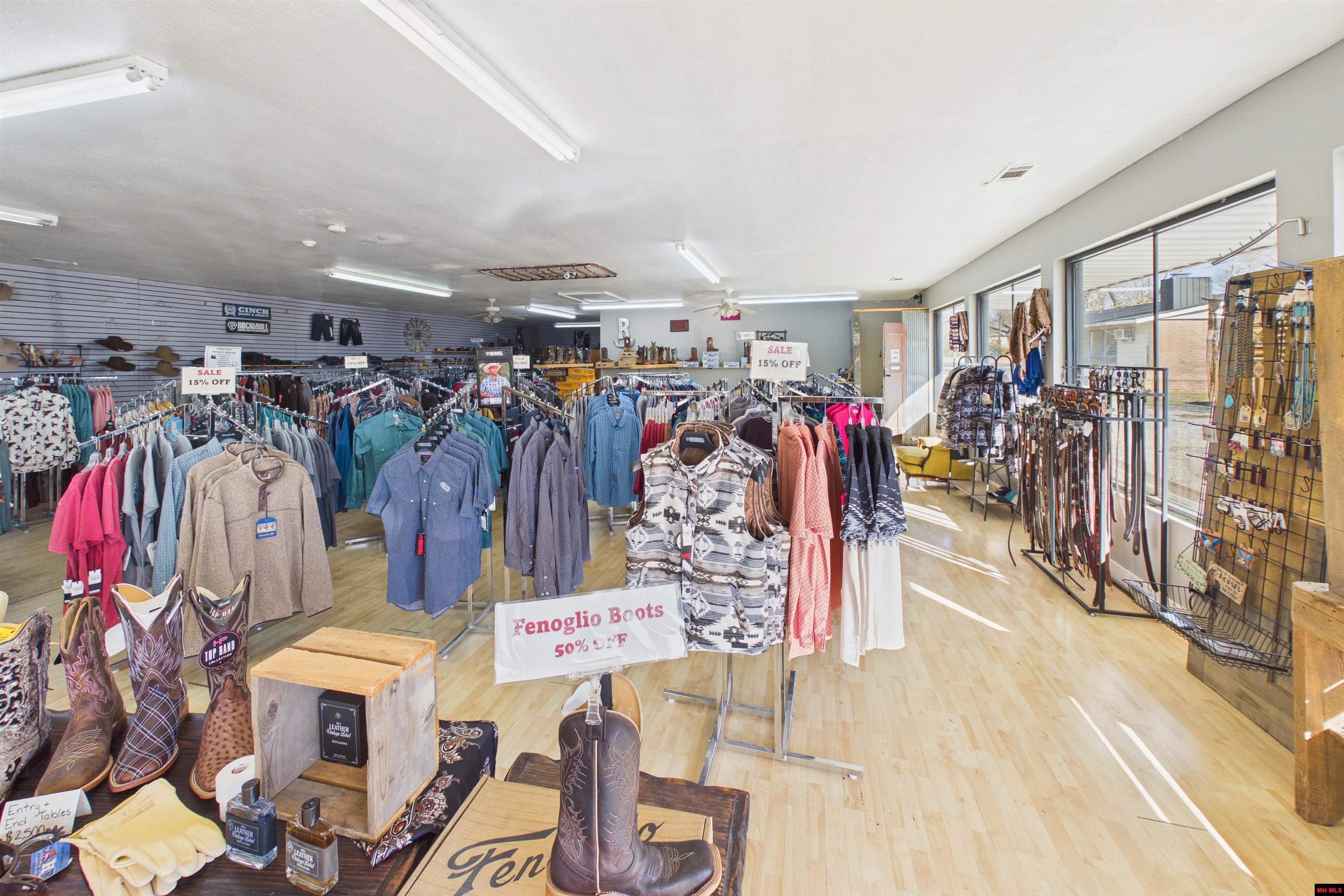 4604 & 4588 HWY 62 EAST Mountain Home, AR