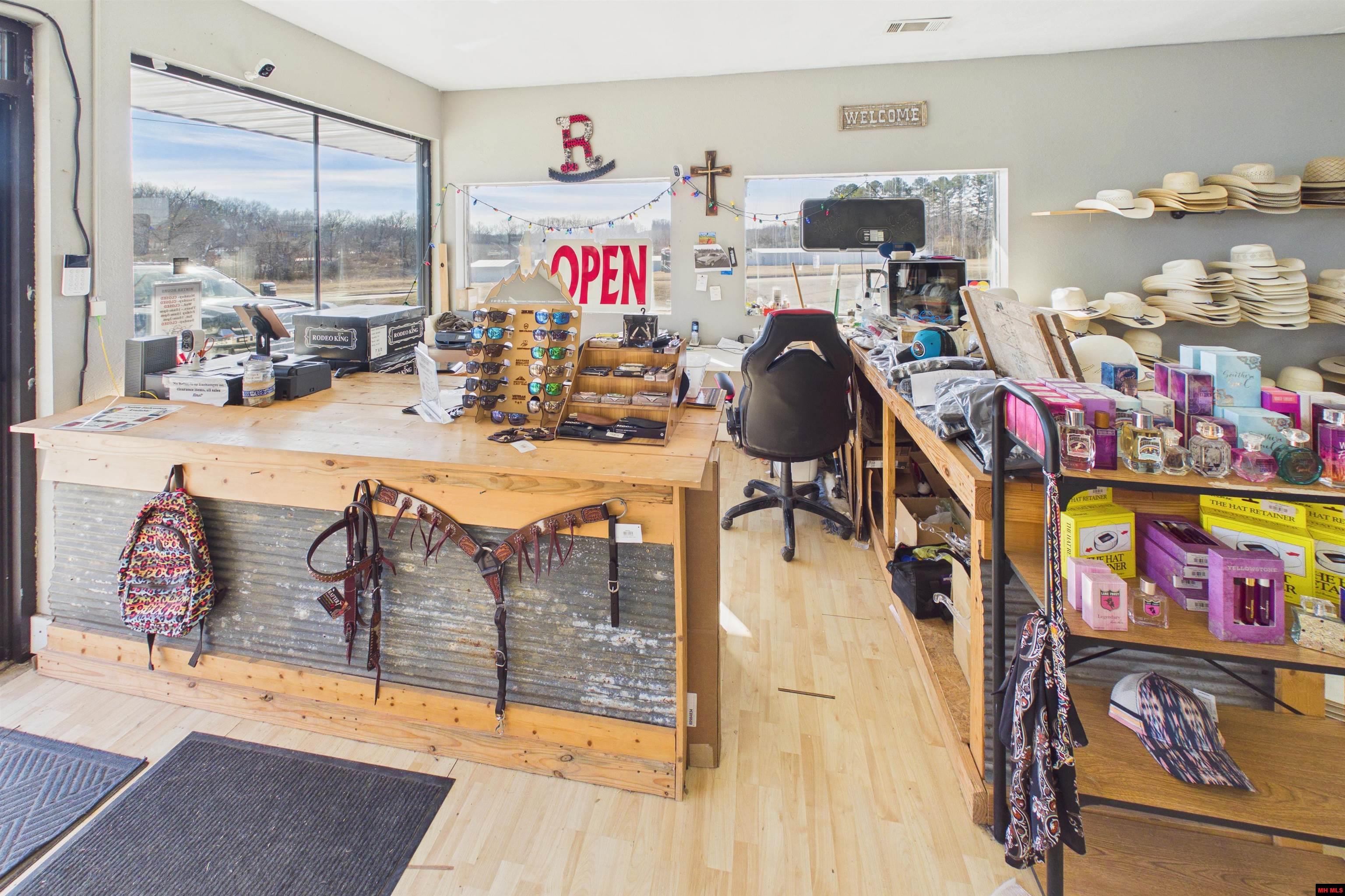 4604 & 4588 HWY 62 EAST Mountain Home, AR