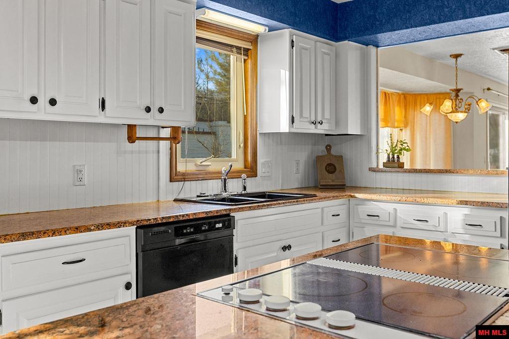 1301 PORTER LANE Mountain Home, AR