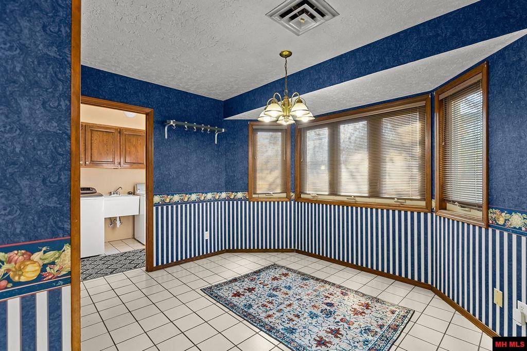 1301 PORTER LANE Mountain Home, AR