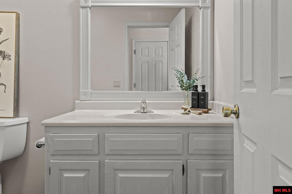 1301 PORTER LANE Mountain Home, AR