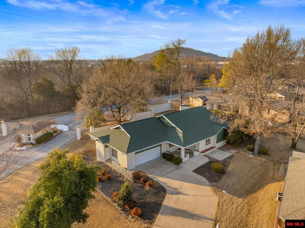 1301 PORTER LANE Mountain Home, AR