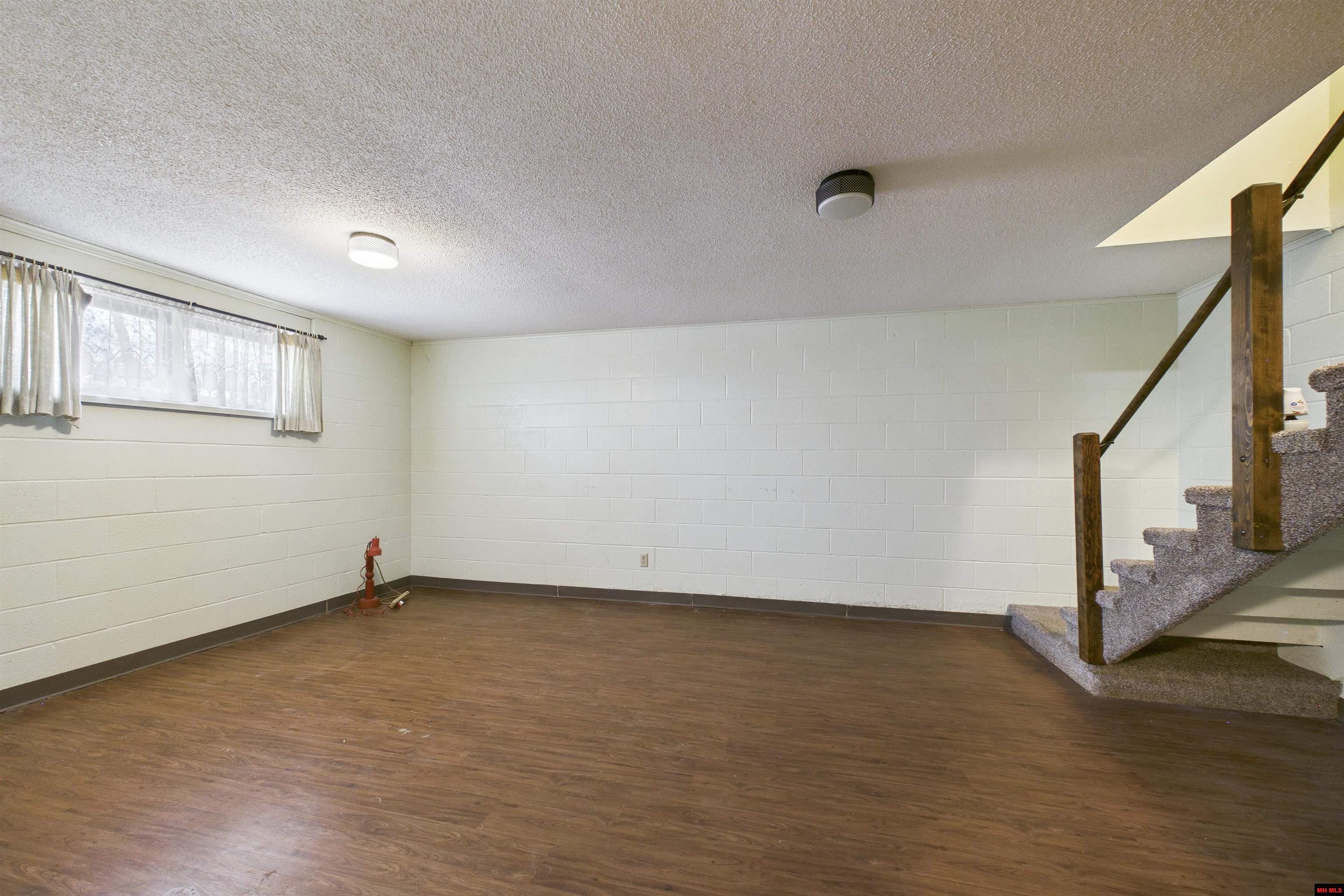 108 Howard Creek Road