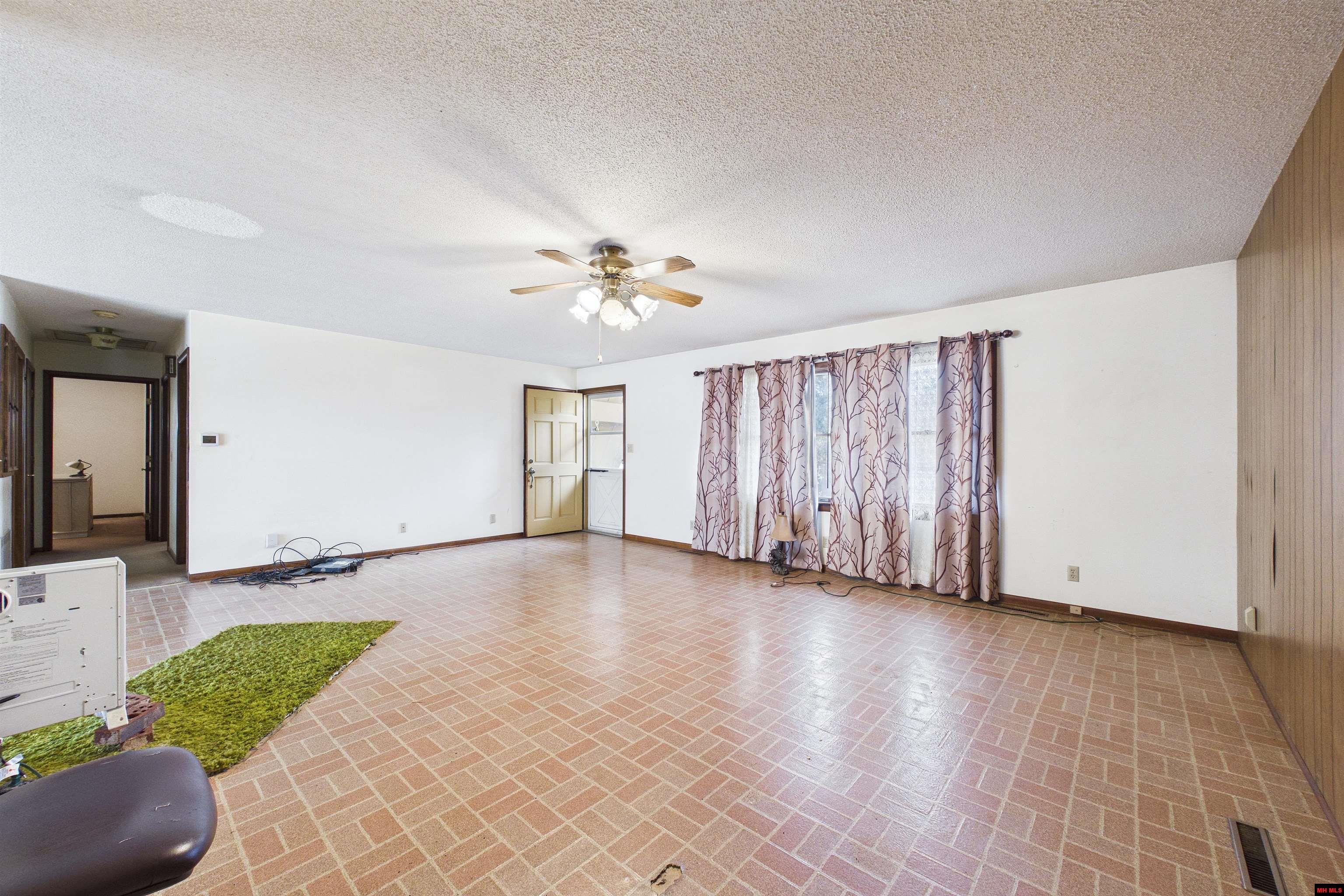 108 Howard Creek Road