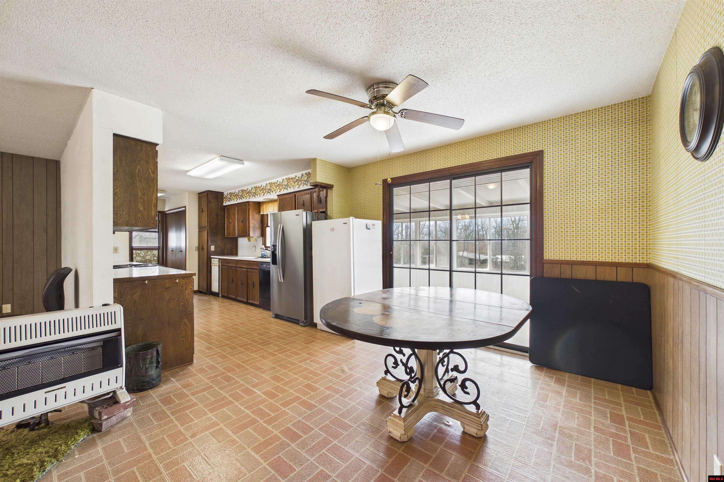 108 Howard Creek Road