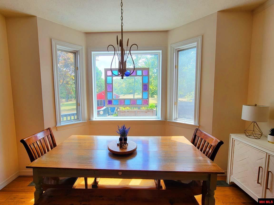 180 OAK TREE TERRACE Mountain Home, AR