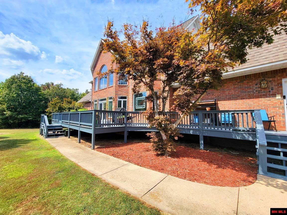 180 OAK TREE TERRACE Mountain Home, AR