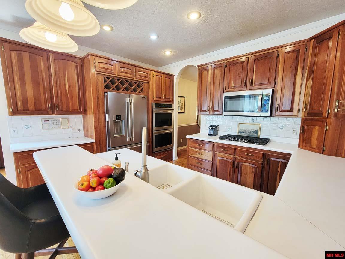 180 OAK TREE TERRACE Mountain Home, AR