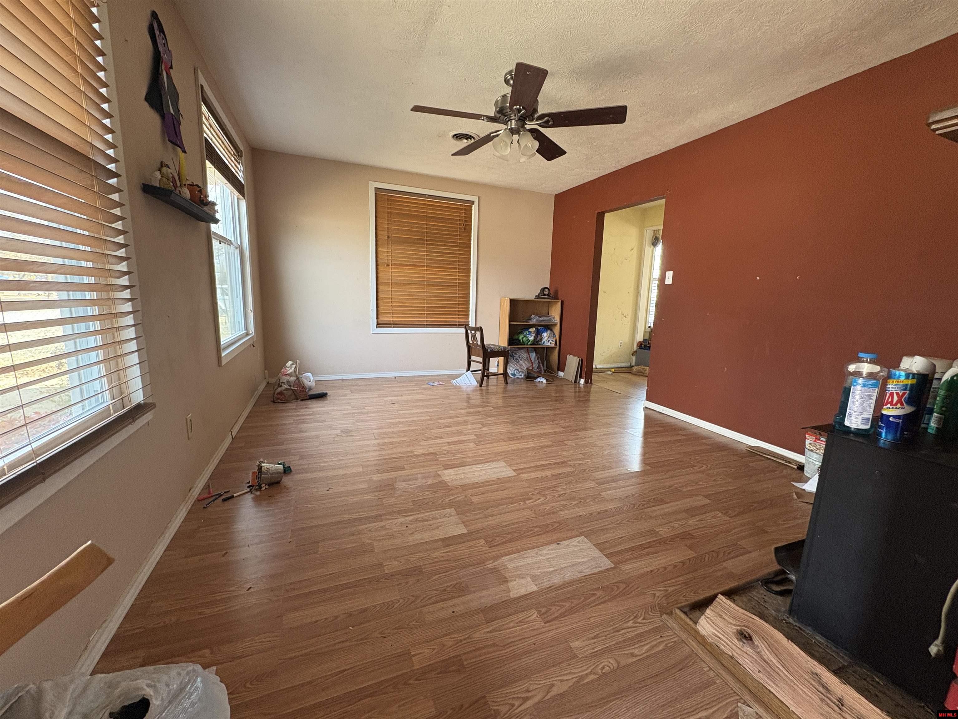 103 OAK STREET Bull Shoals, AR