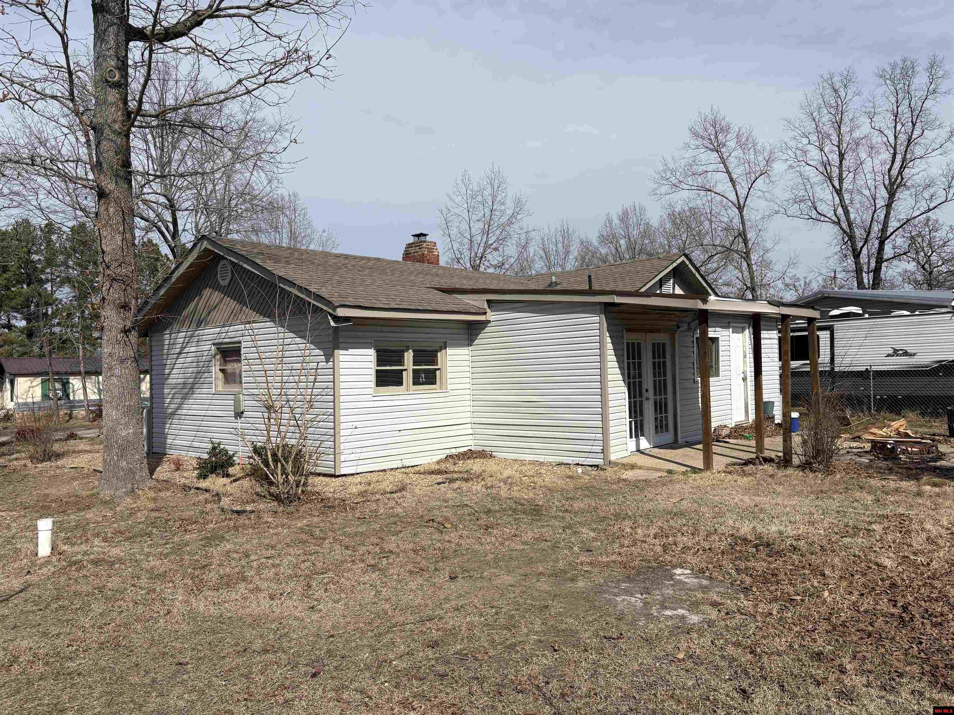 103 OAK STREET Bull Shoals, AR