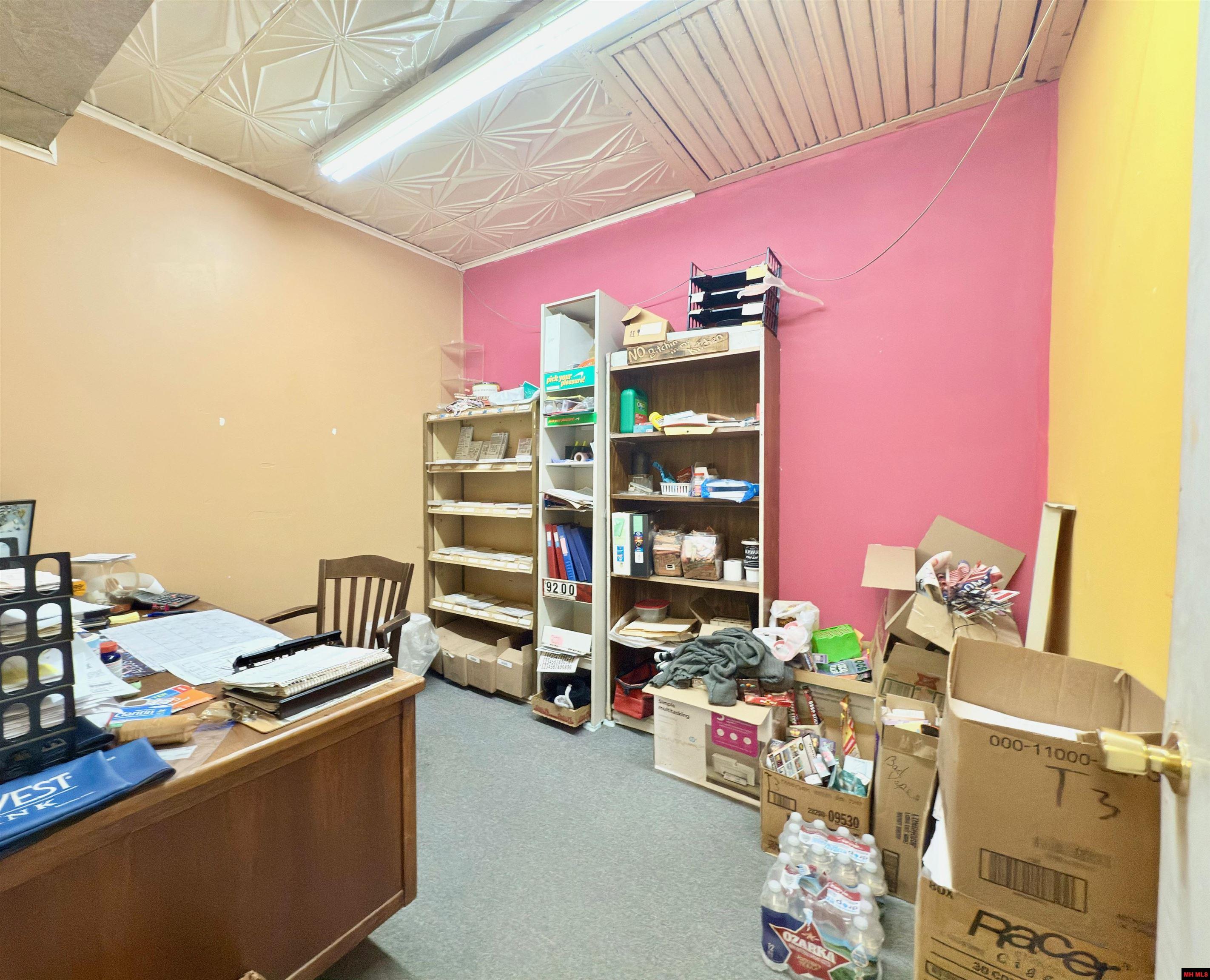 201 & 203 MAIN STREET Flippin, AR