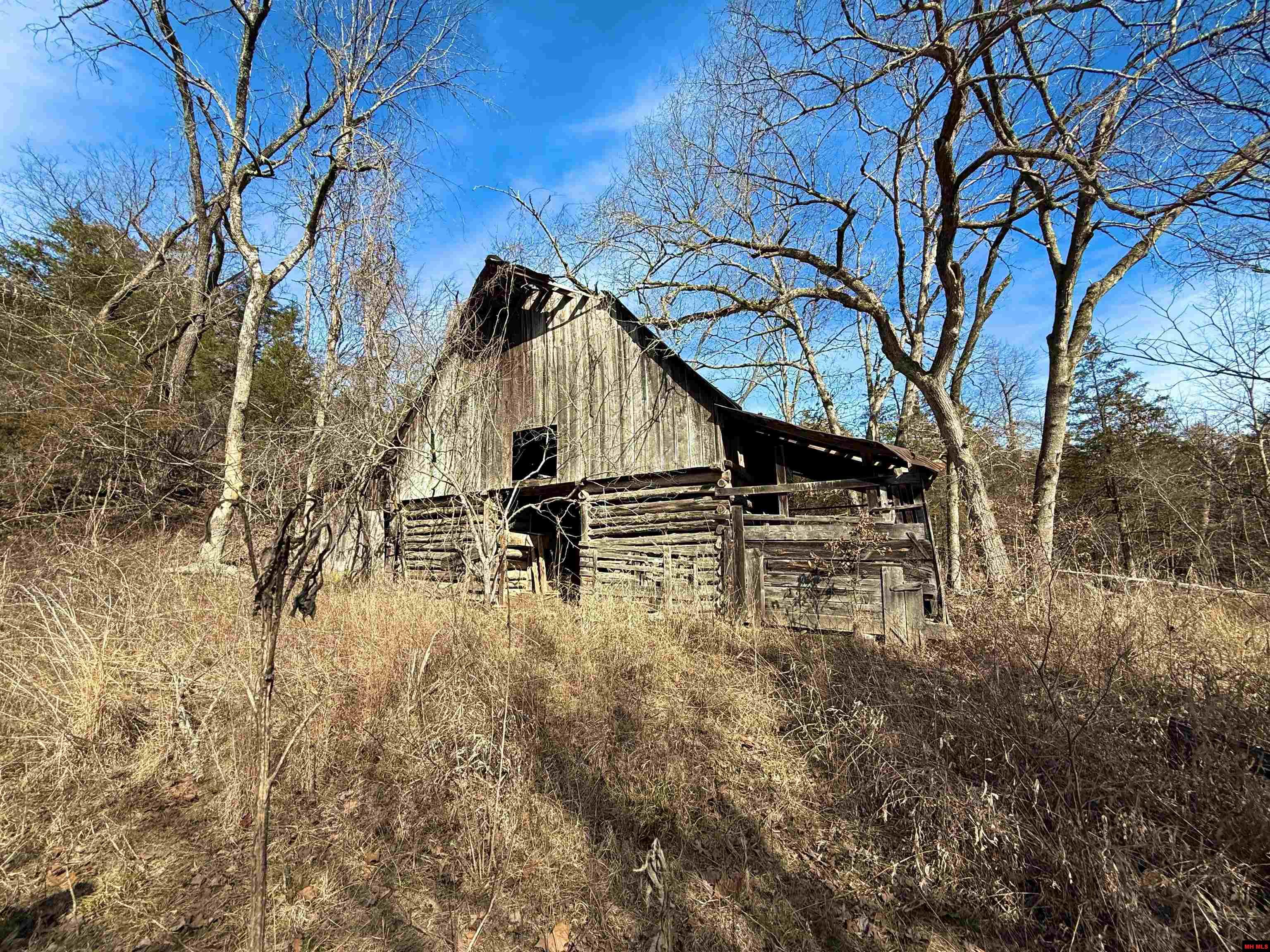 001-00758-000 Hand Cove Road