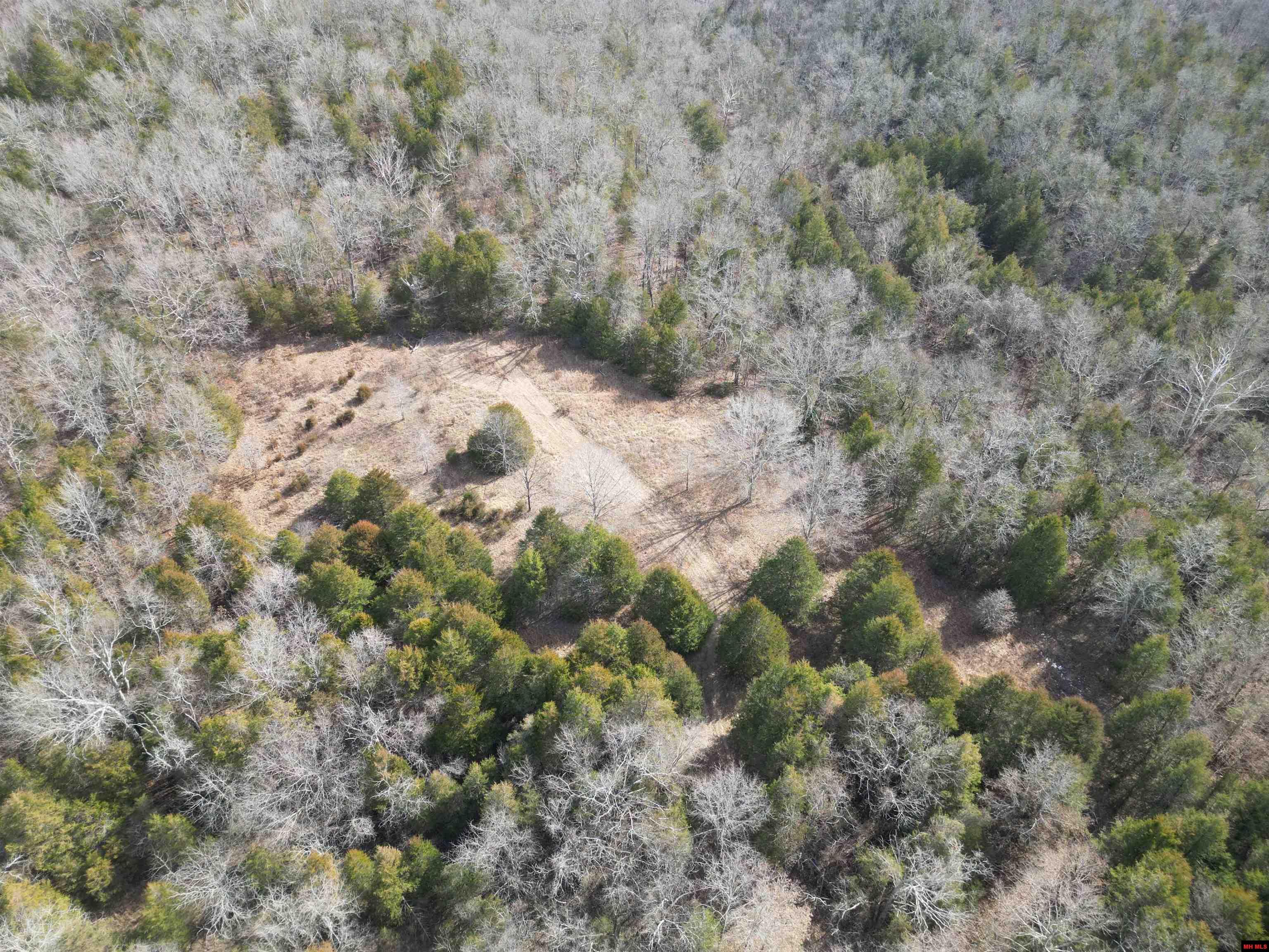 001-00758-000 Hand Cove Road