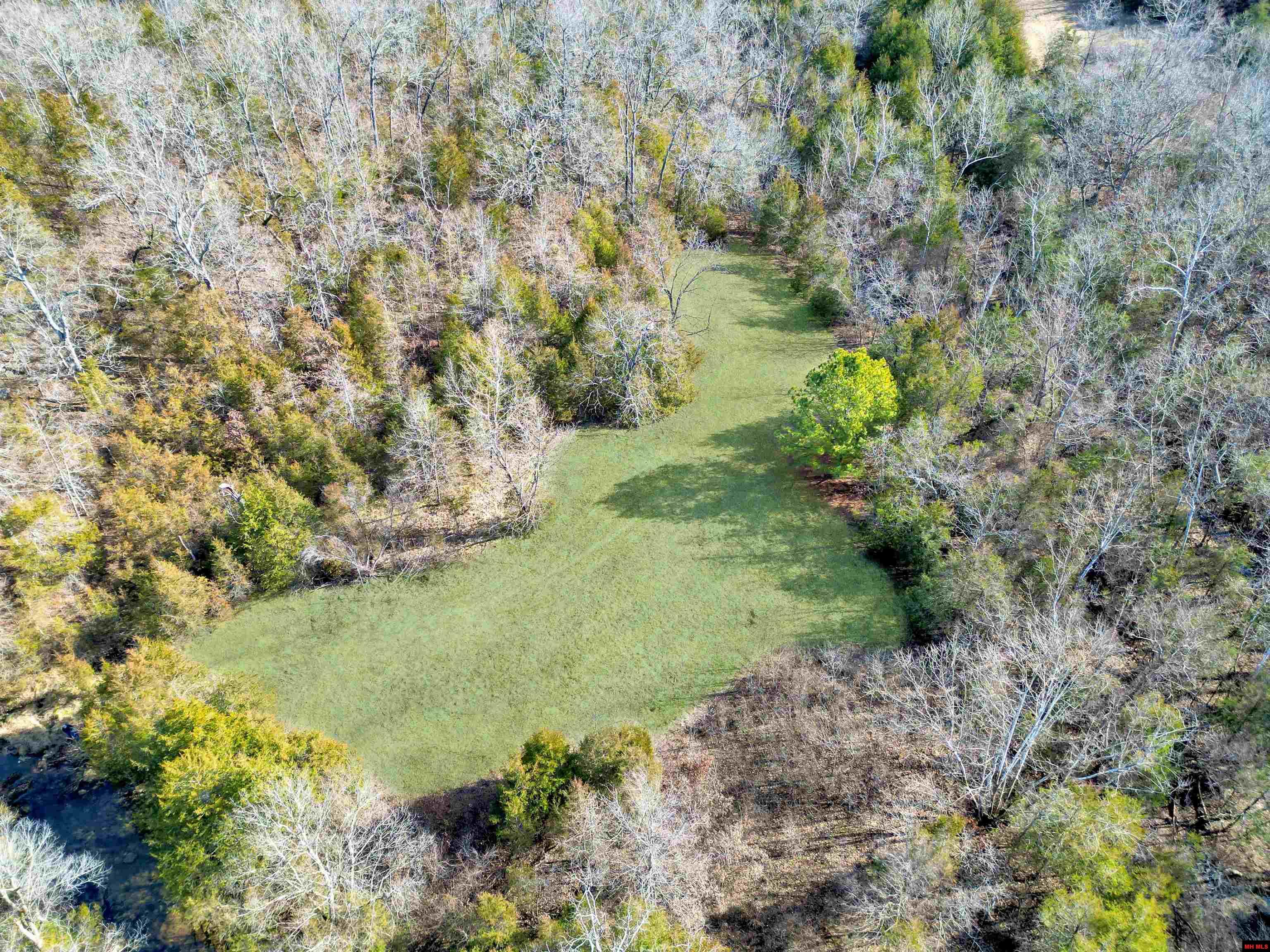 001-00758-000 Hand Cove Road