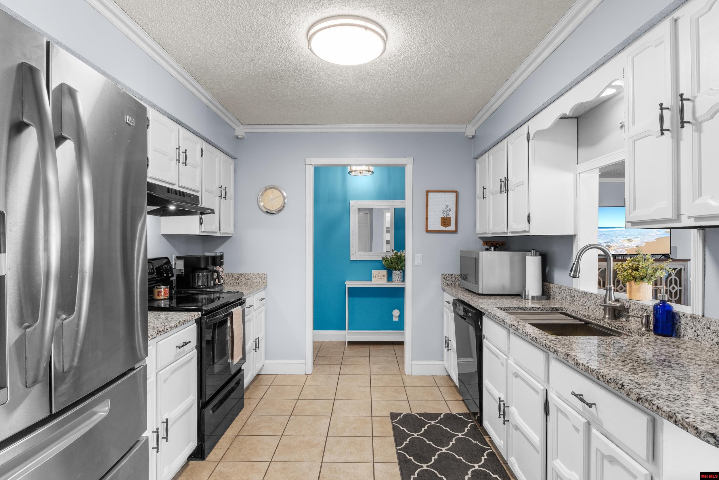 1401 S Kingswood Way