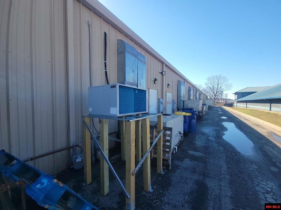 1310 E HWY 62 EAST Mountain Home, AR