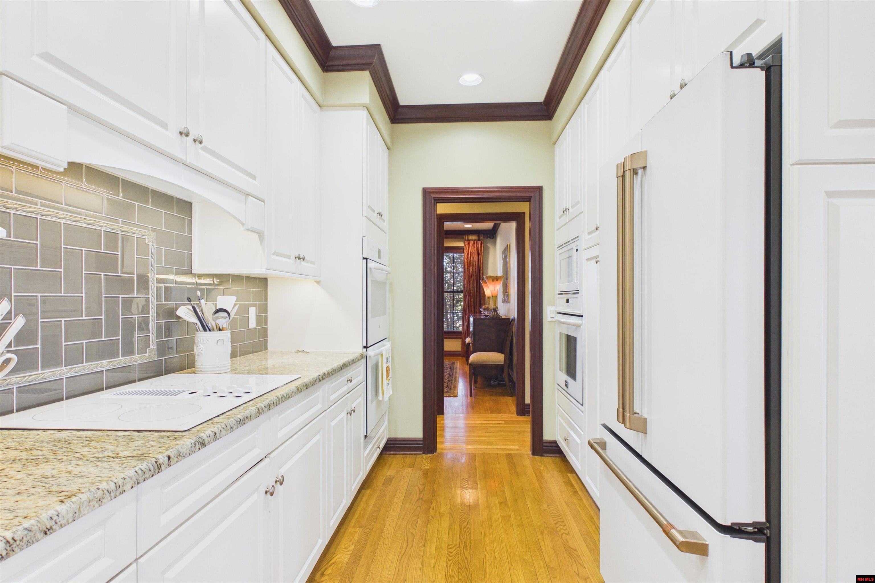 614 Leatherwood Drive