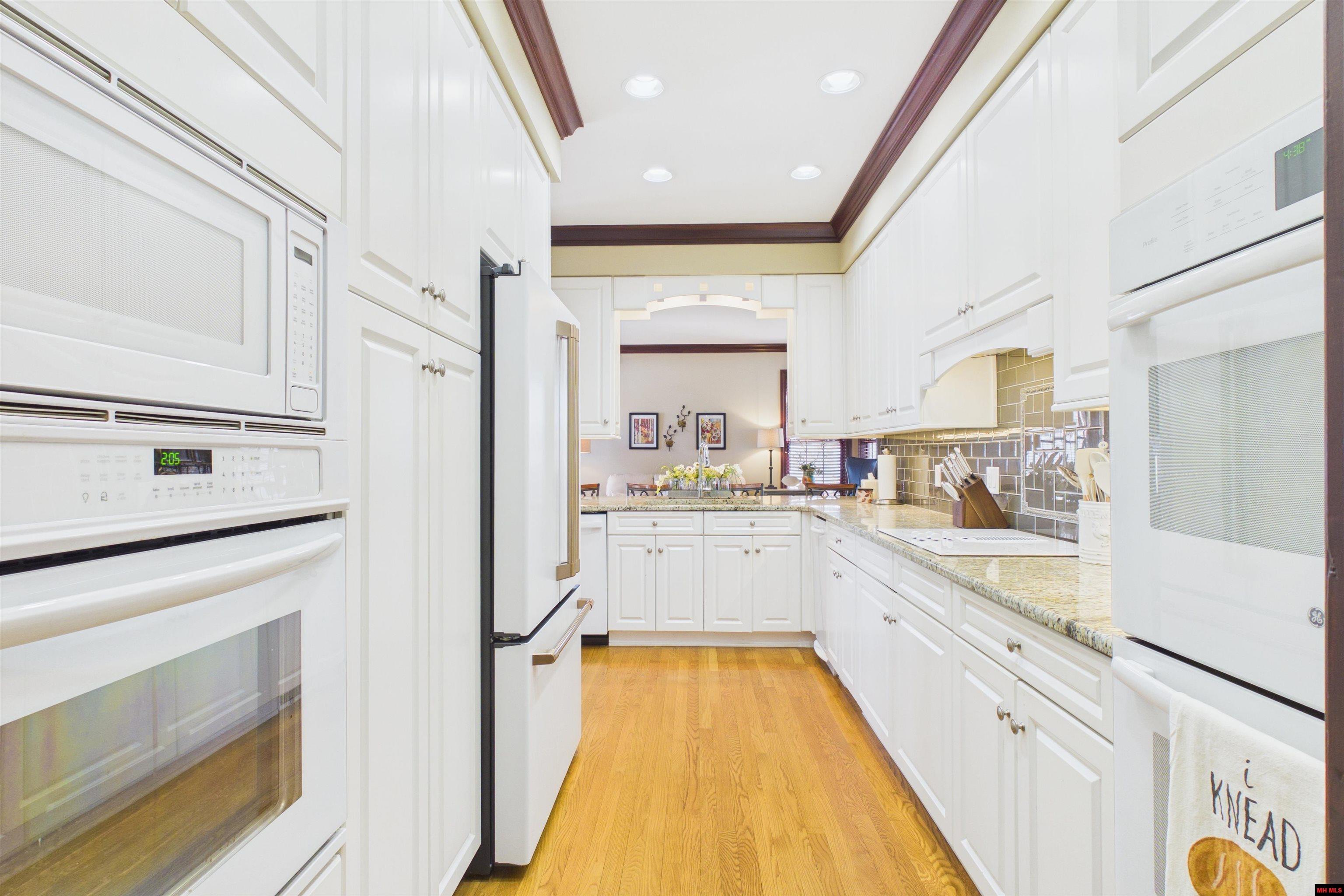 614 Leatherwood Drive