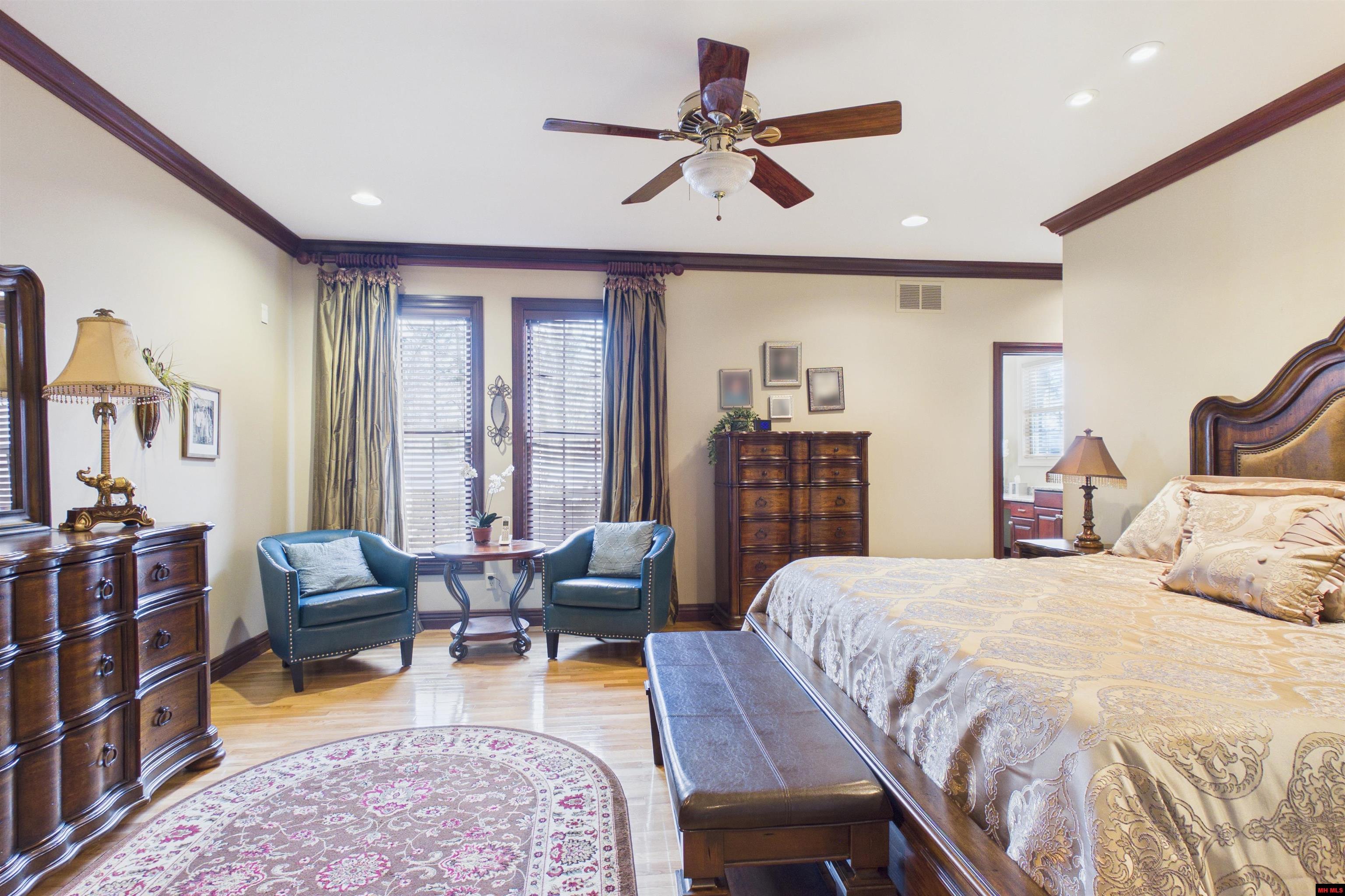 614 Leatherwood Drive