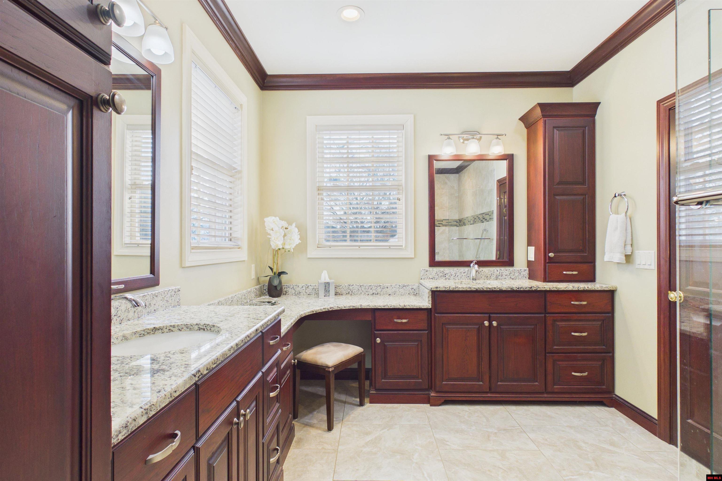 614 Leatherwood Drive