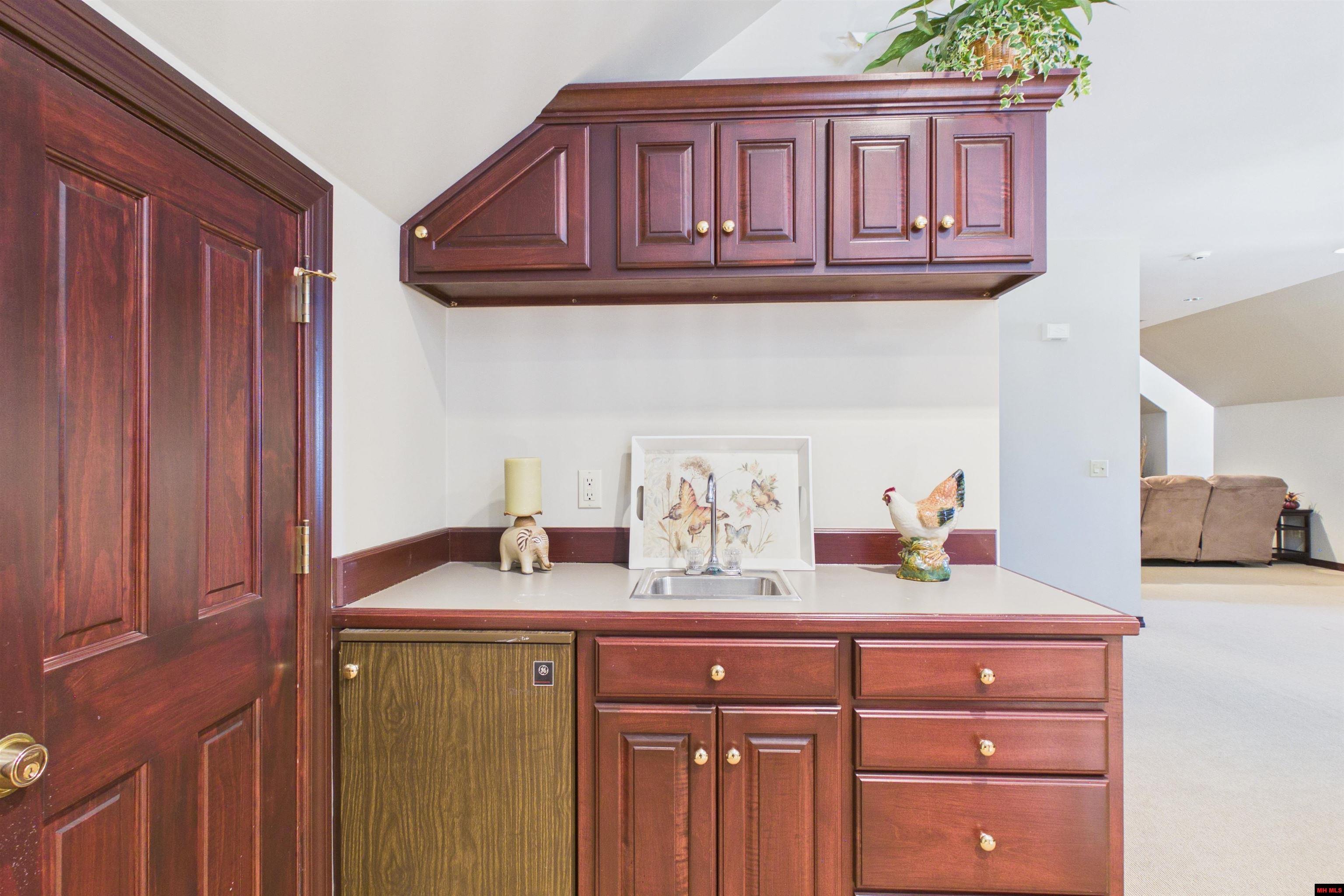 614 Leatherwood Drive