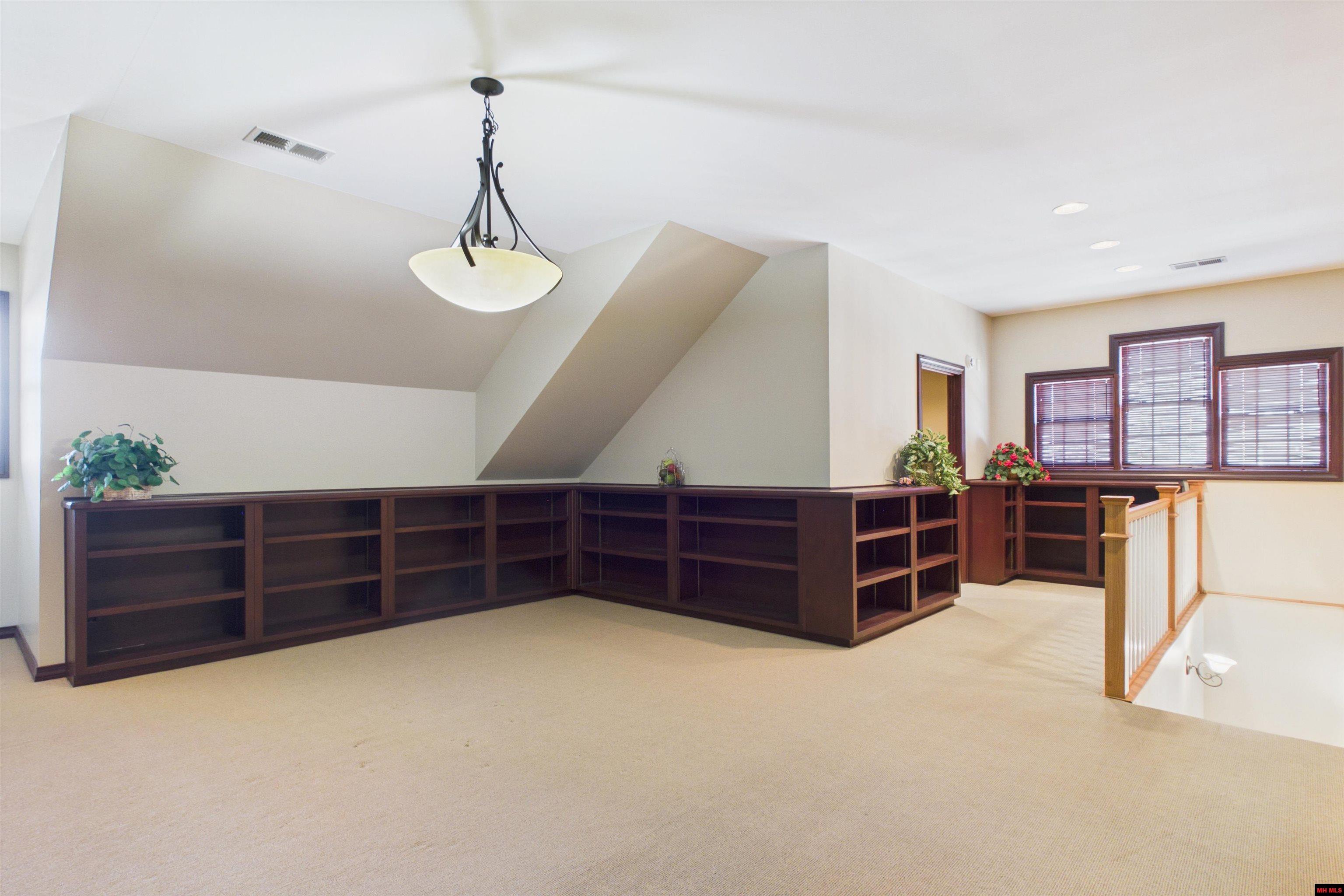 614 Leatherwood Drive