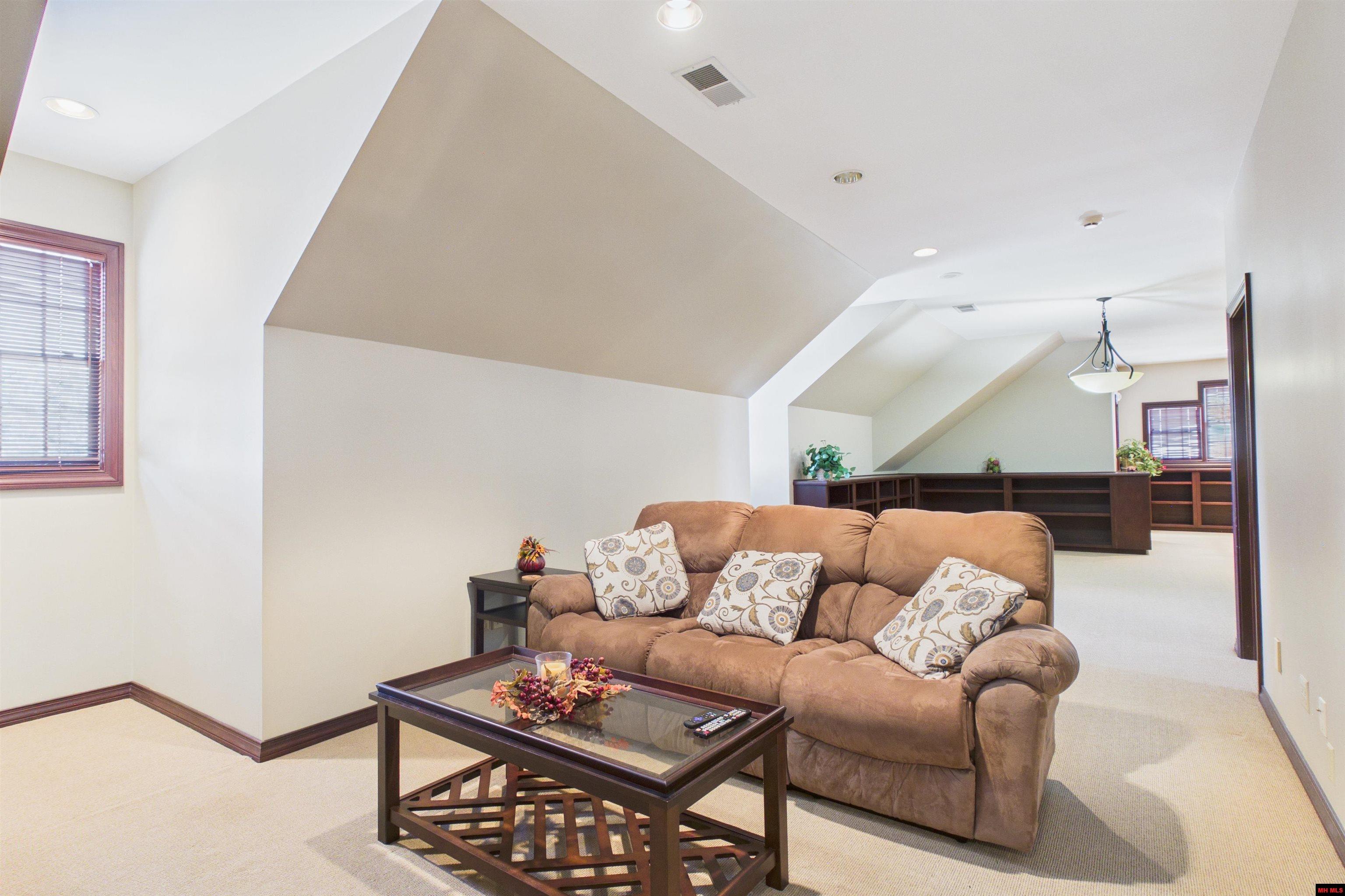 614 Leatherwood Drive