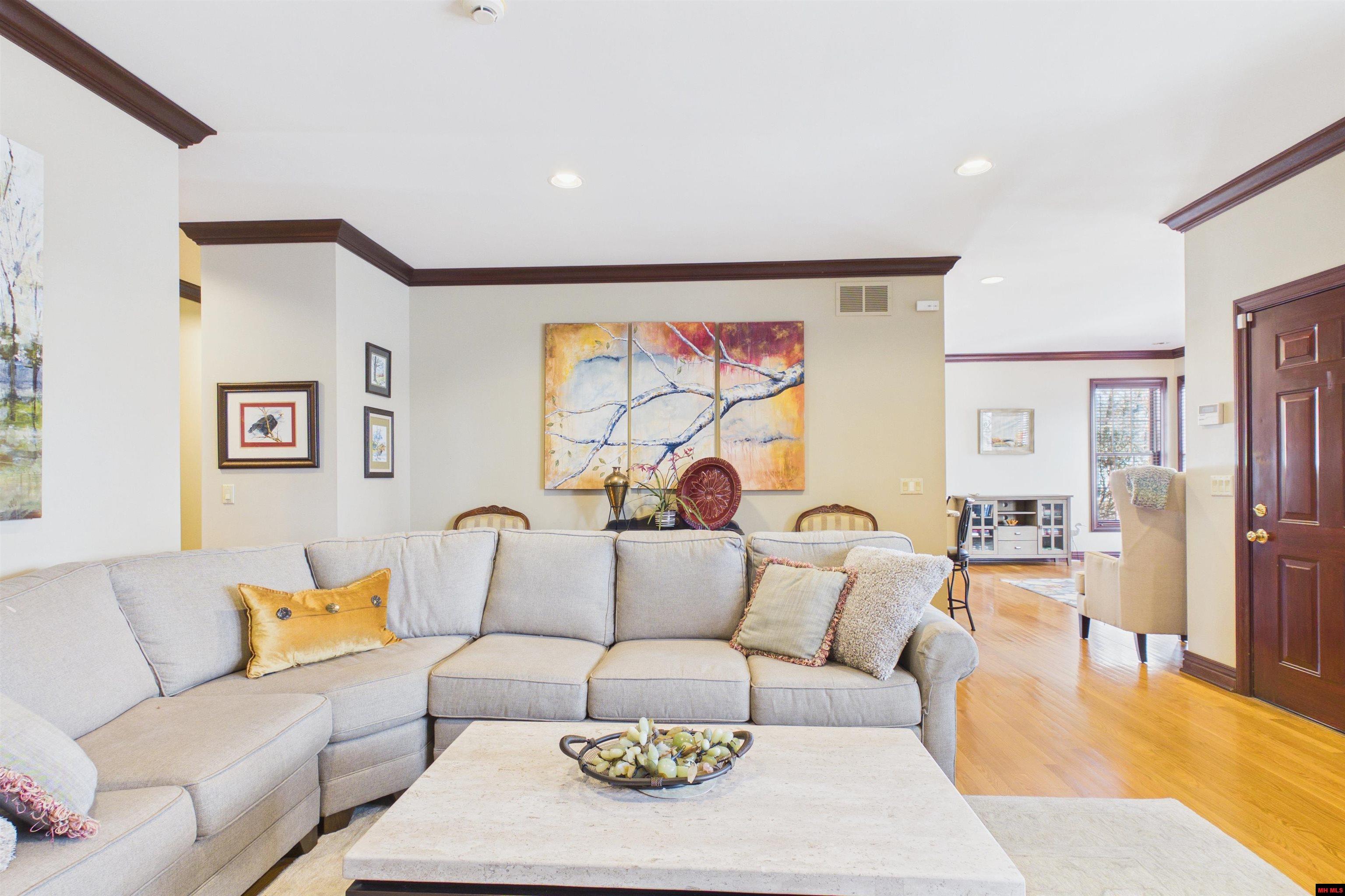 614 Leatherwood Drive