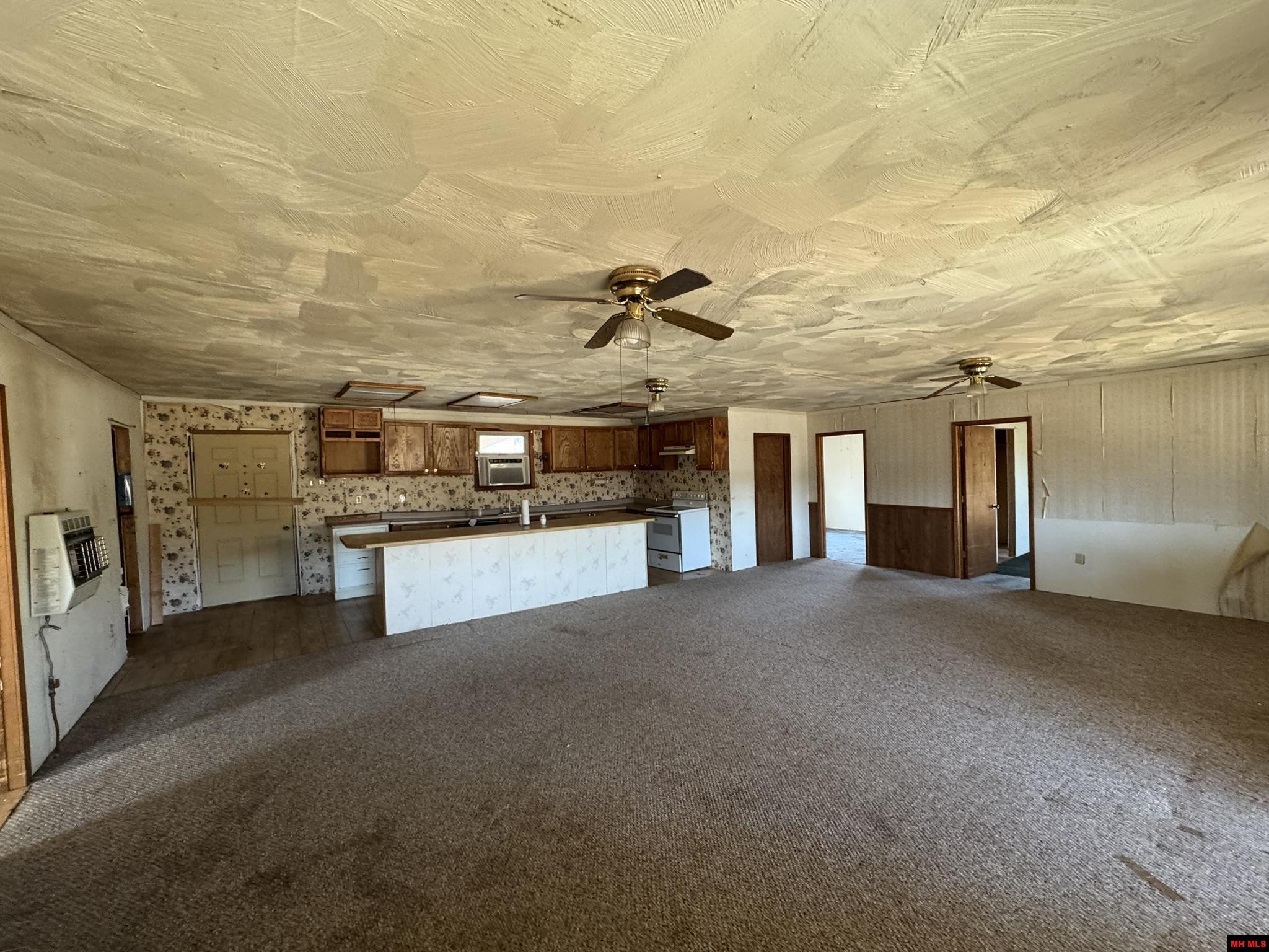 446 STEAM BOAT DRIVE Norfork, AR