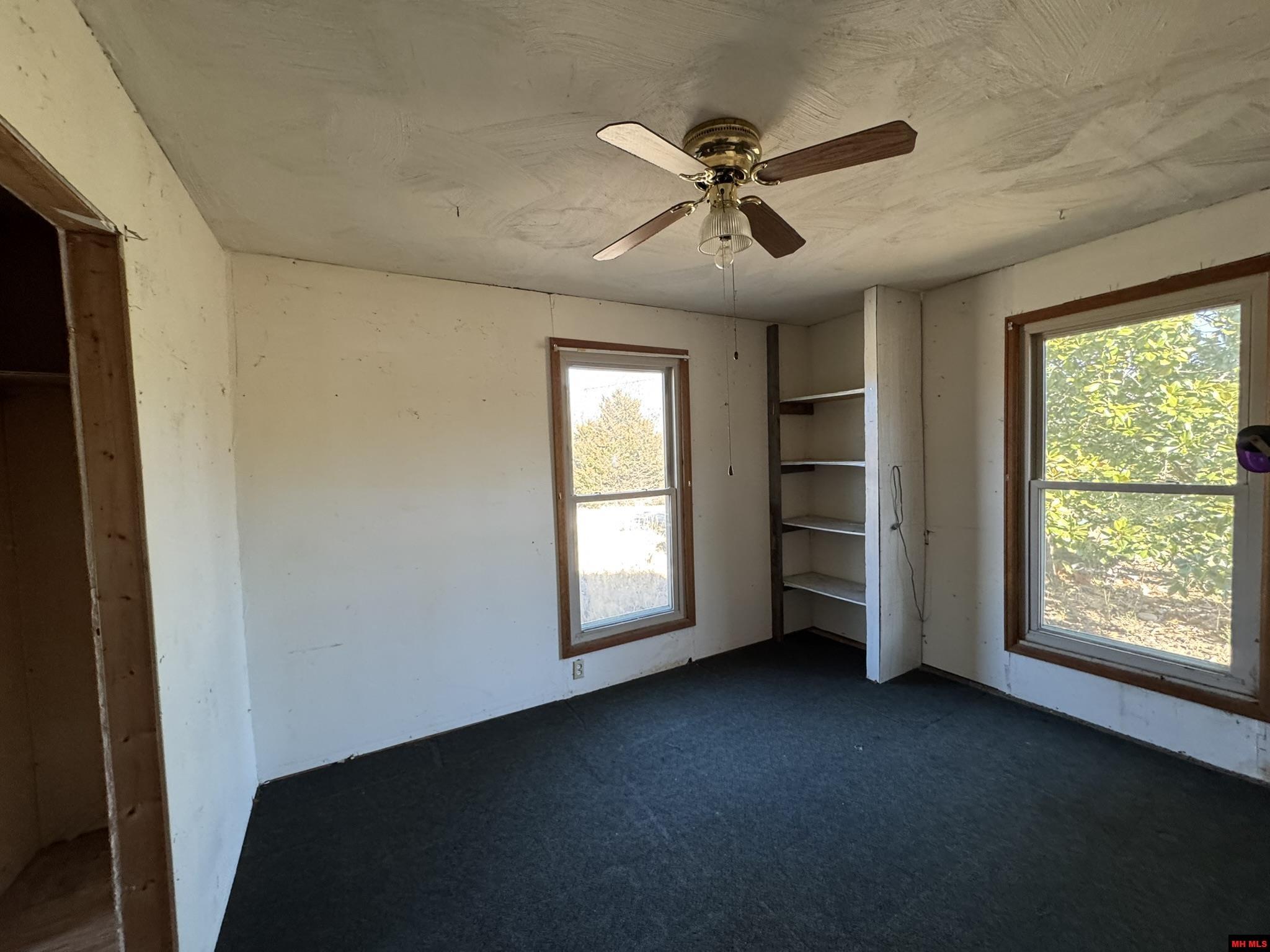 446 STEAM BOAT DRIVE Norfork, AR