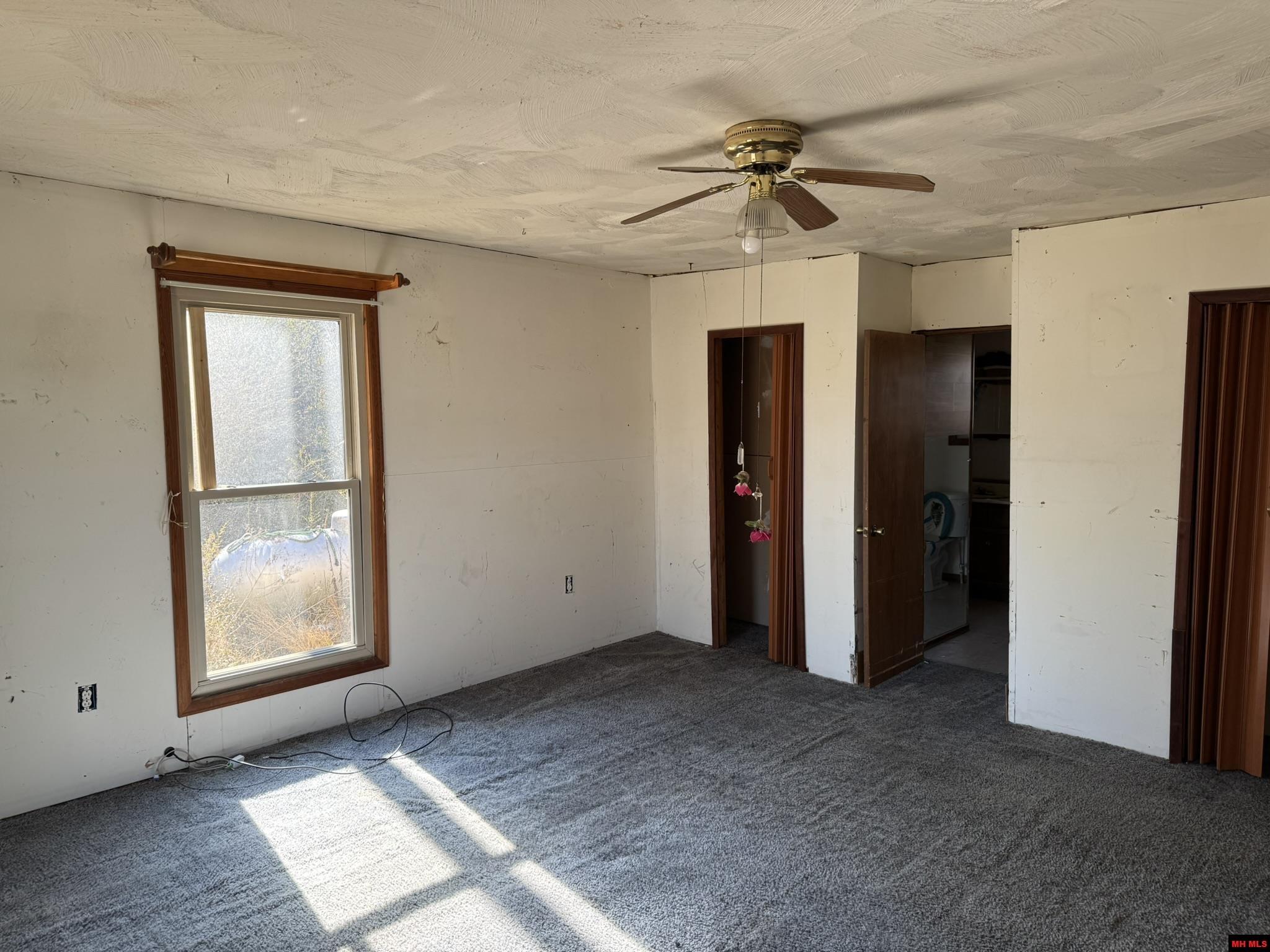 446 STEAM BOAT DRIVE Norfork, AR