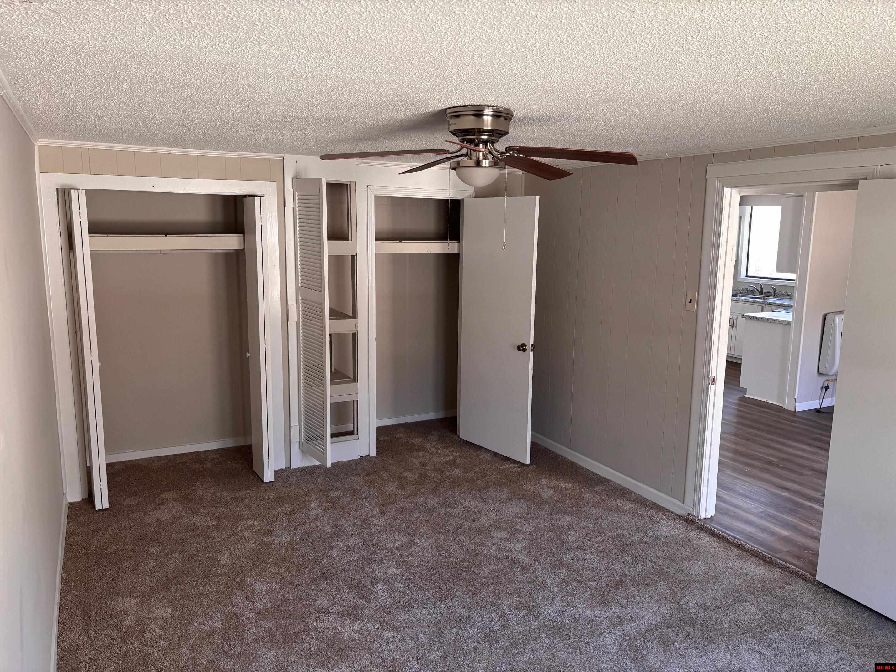 809 N FAIRVIEW ROAD Mammoth Spring, AR